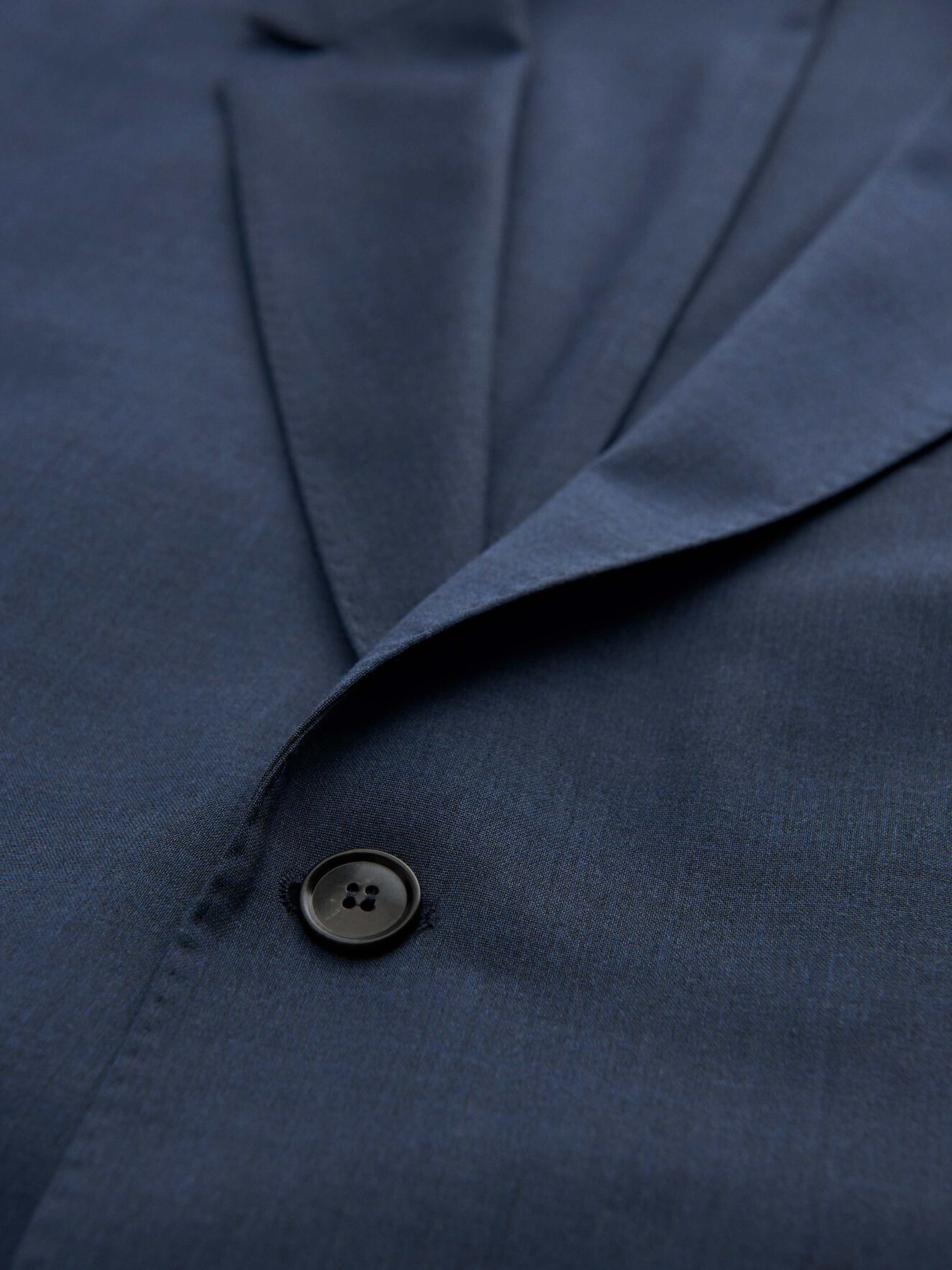 Jarl ULA Blazer in Vintage Indigo from Tiger of Sweden Jarl ULA Blazer in Vintage Indigo from Tiger of Sweden