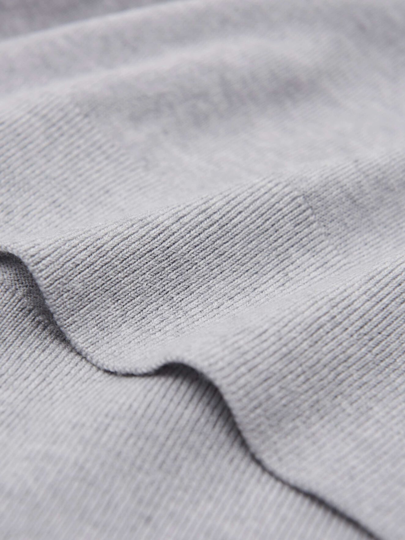 Nevile Pullover in Light grey melange from Tiger of Sweden Nevile Pullover in Light grey melange from Tiger of Sweden