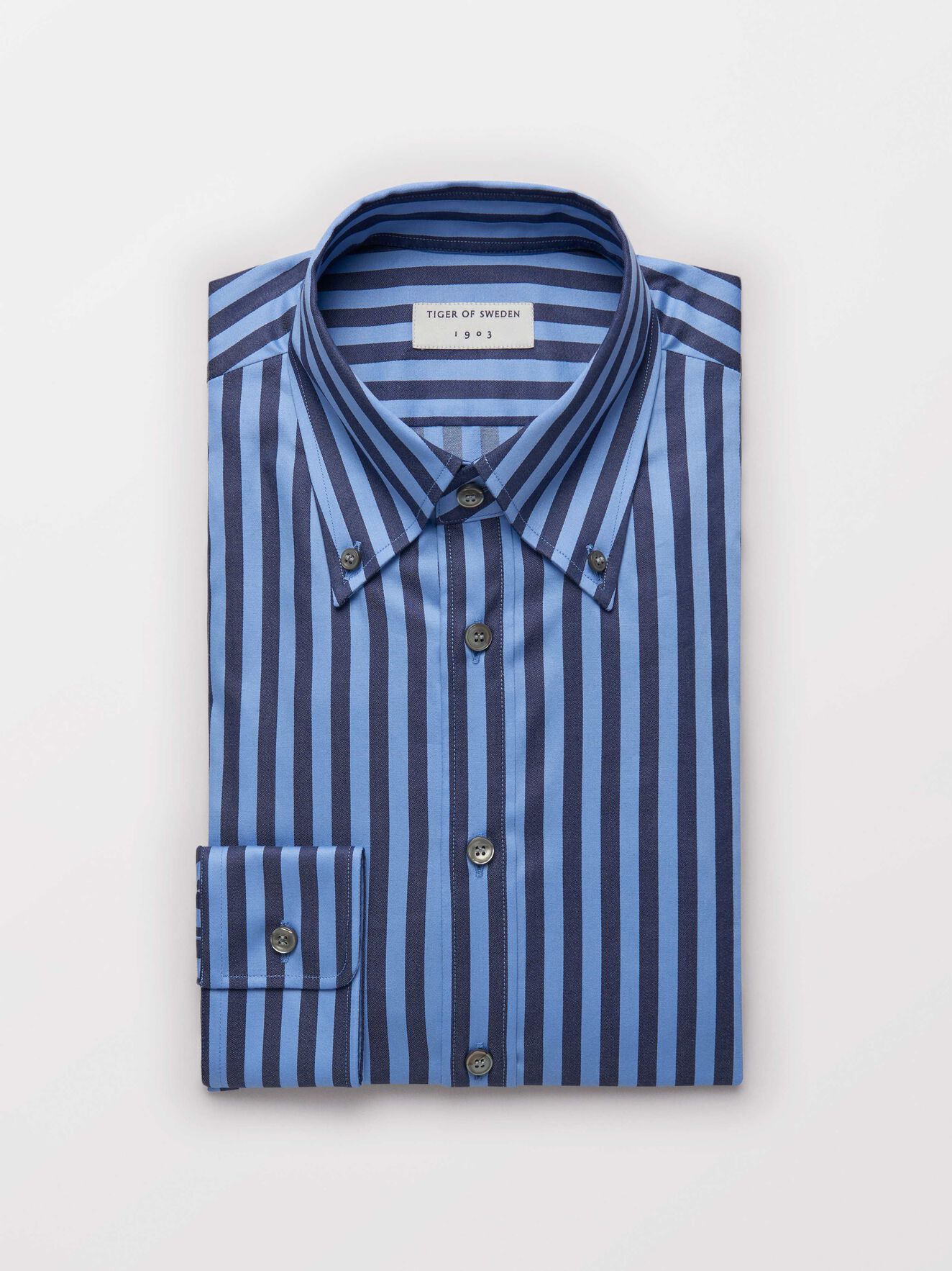 Fablo Shirt in Light blue from Tiger of Sweden Fablo Shirt in Light blue from Tiger of Sweden