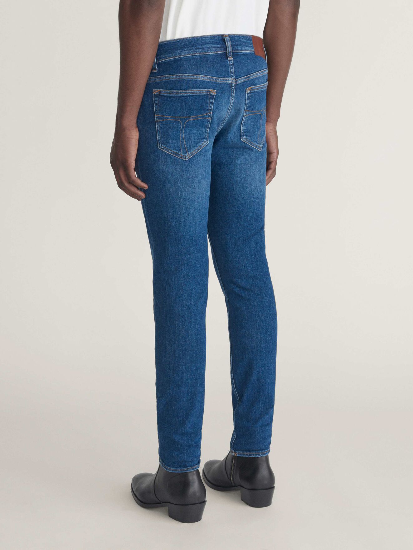 Slim Jeans in Medium Blue from Tiger of Sweden Slim Jeans in Medium Blue from Tiger of Sweden