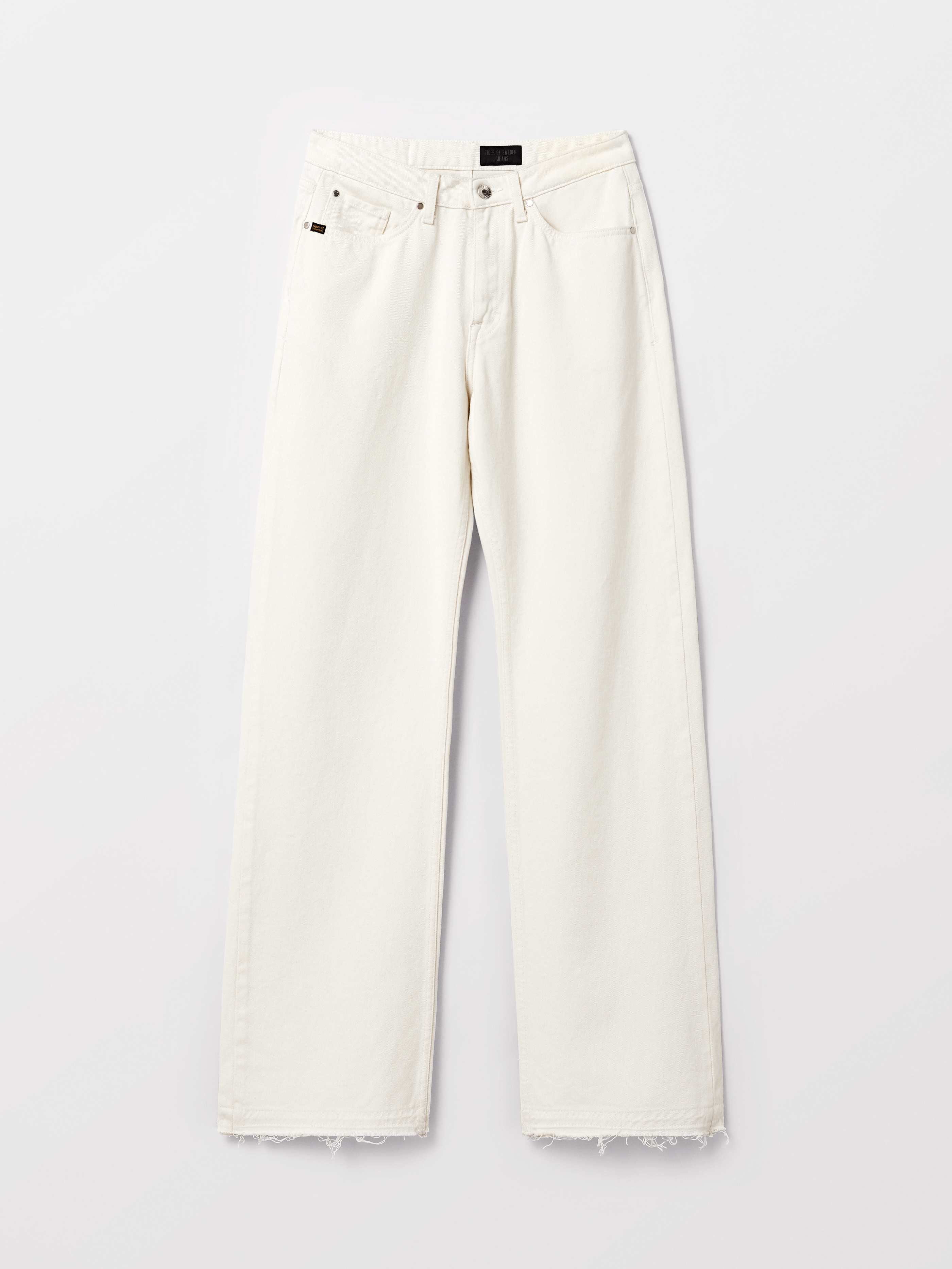 white loose jeans