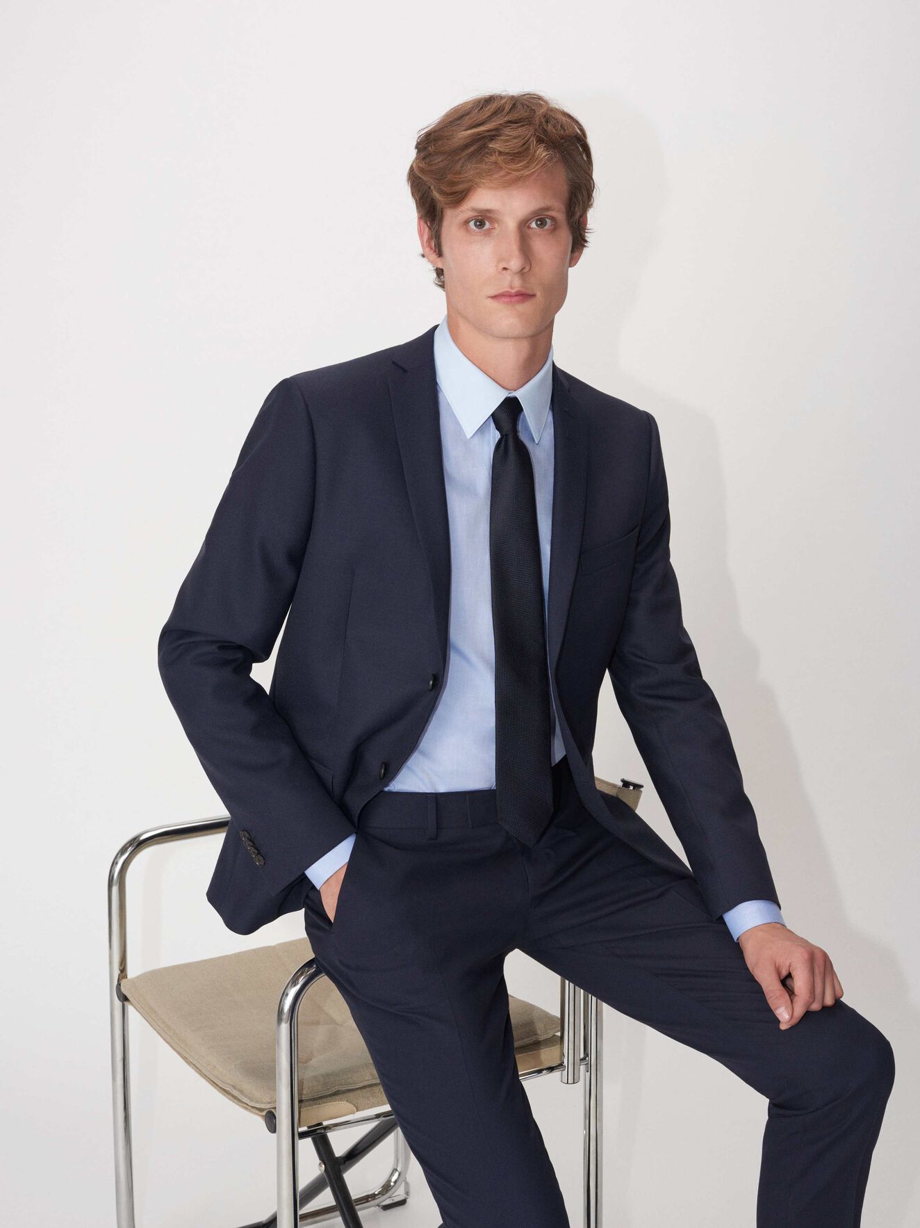 Tilman Trousers in Midnight blue from Tiger of Sweden Tilman Trousers in Midnight blue from Tiger of Sweden