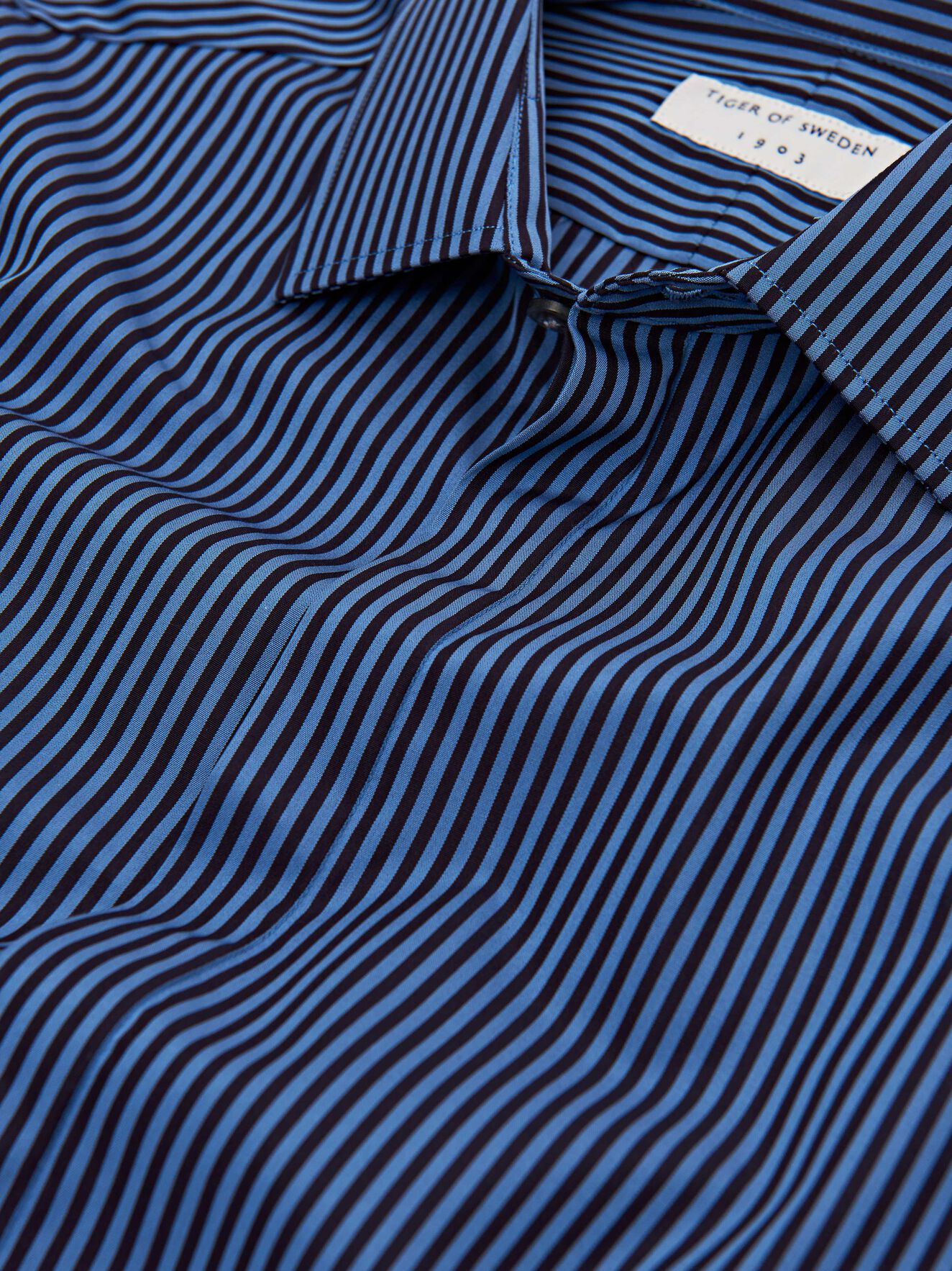 Farris Shirt in Light blue from Tiger of Sweden Farris Shirt in Light blue from Tiger of Sweden