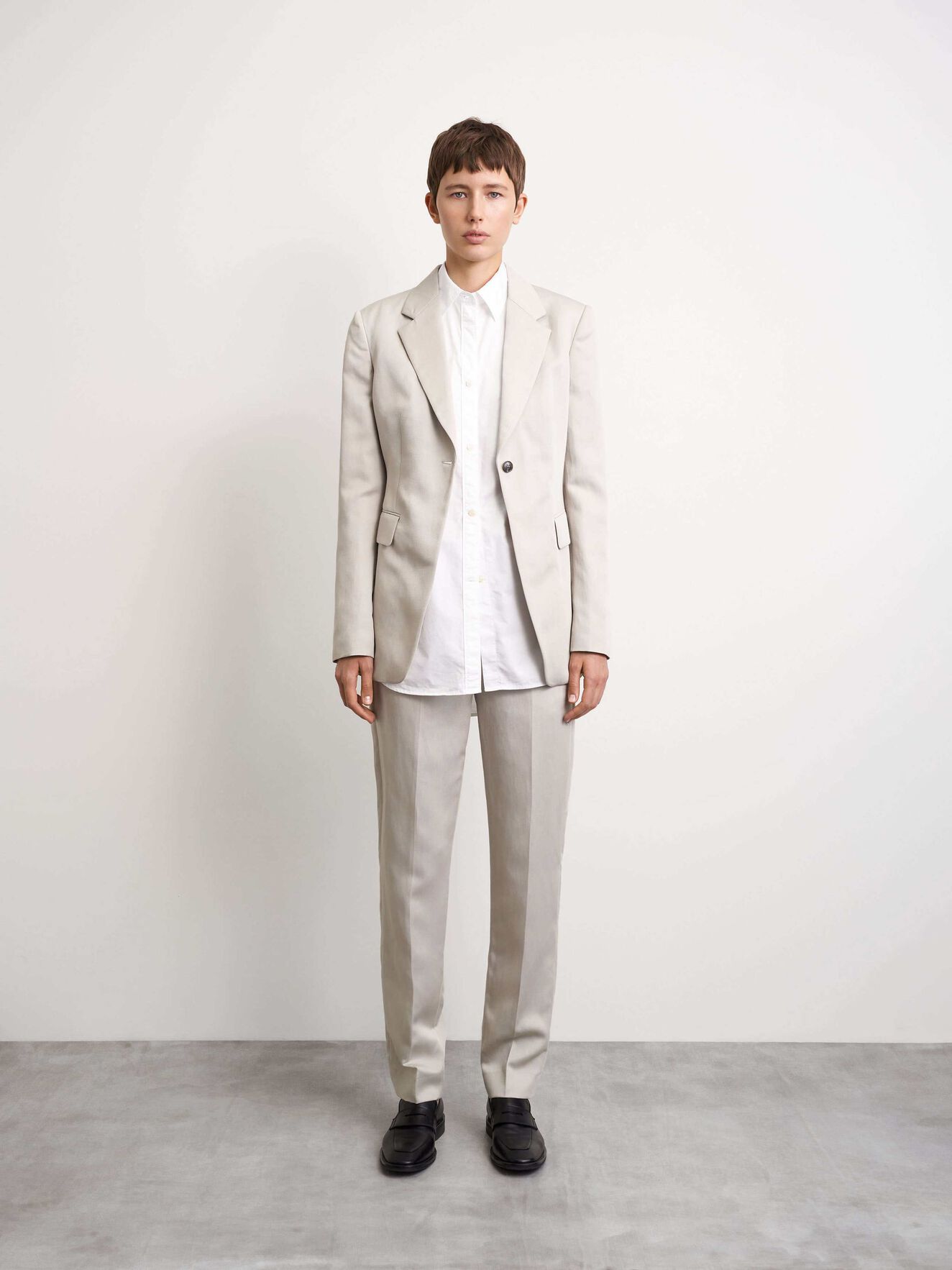 Narina Suit in from Tiger of Sweden Narina Suit in from Tiger of Sweden