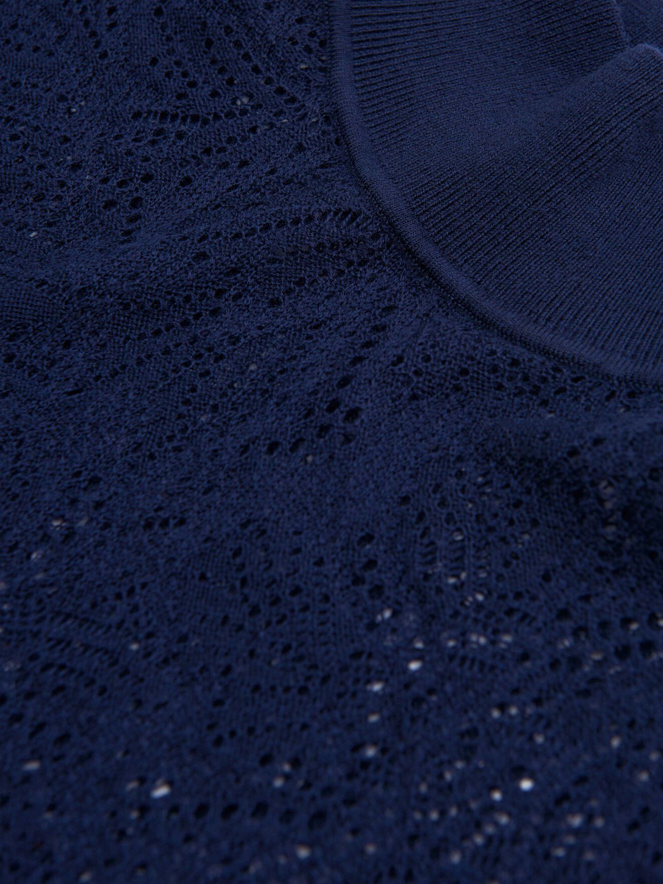 Classy Pullover in Midnight blue from Tiger of Sweden Classy Pullover in Midnight blue from Tiger of Sweden