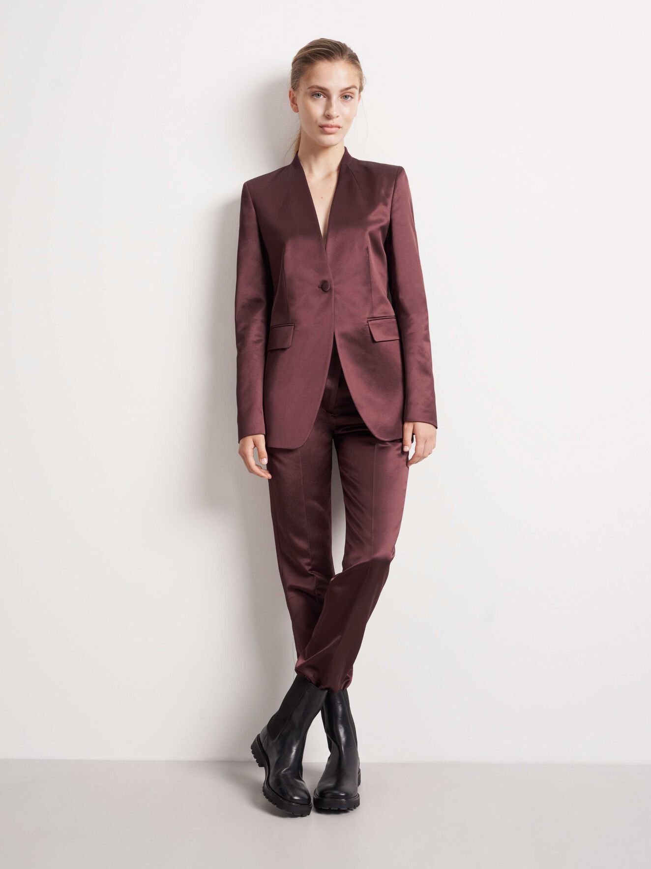 Arina Suit in from Tiger of Sweden Arina Suit in from Tiger of Sweden