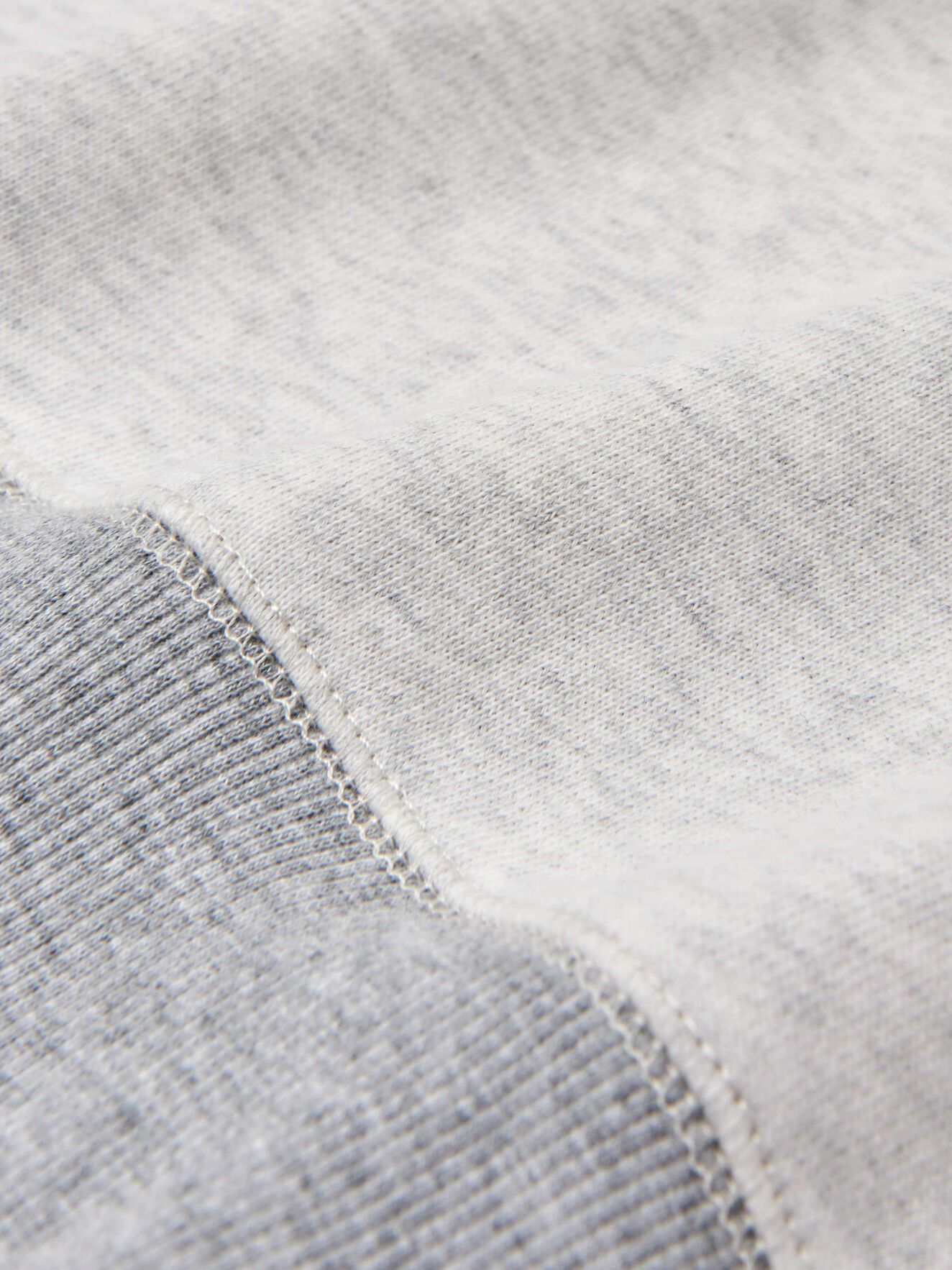 Obscura Sweatshirt in White Light from Tiger of Sweden Obscura Sweatshirt in White Light from Tiger of Sweden