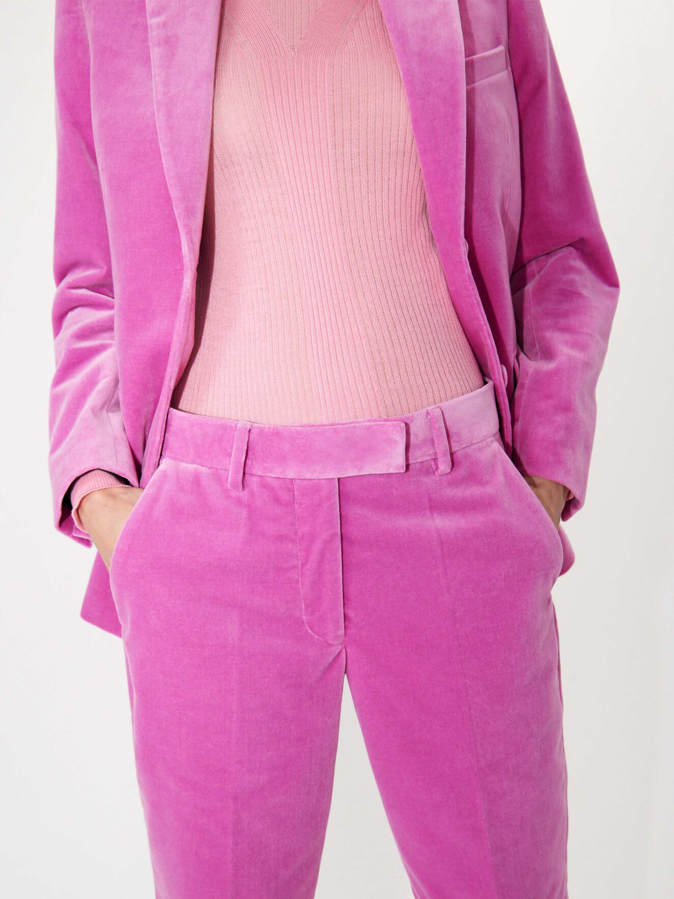 Balea Trousers in Almond Blossom from Tiger of Sweden Balea Trousers in Almond Blossom from Tiger of Sweden