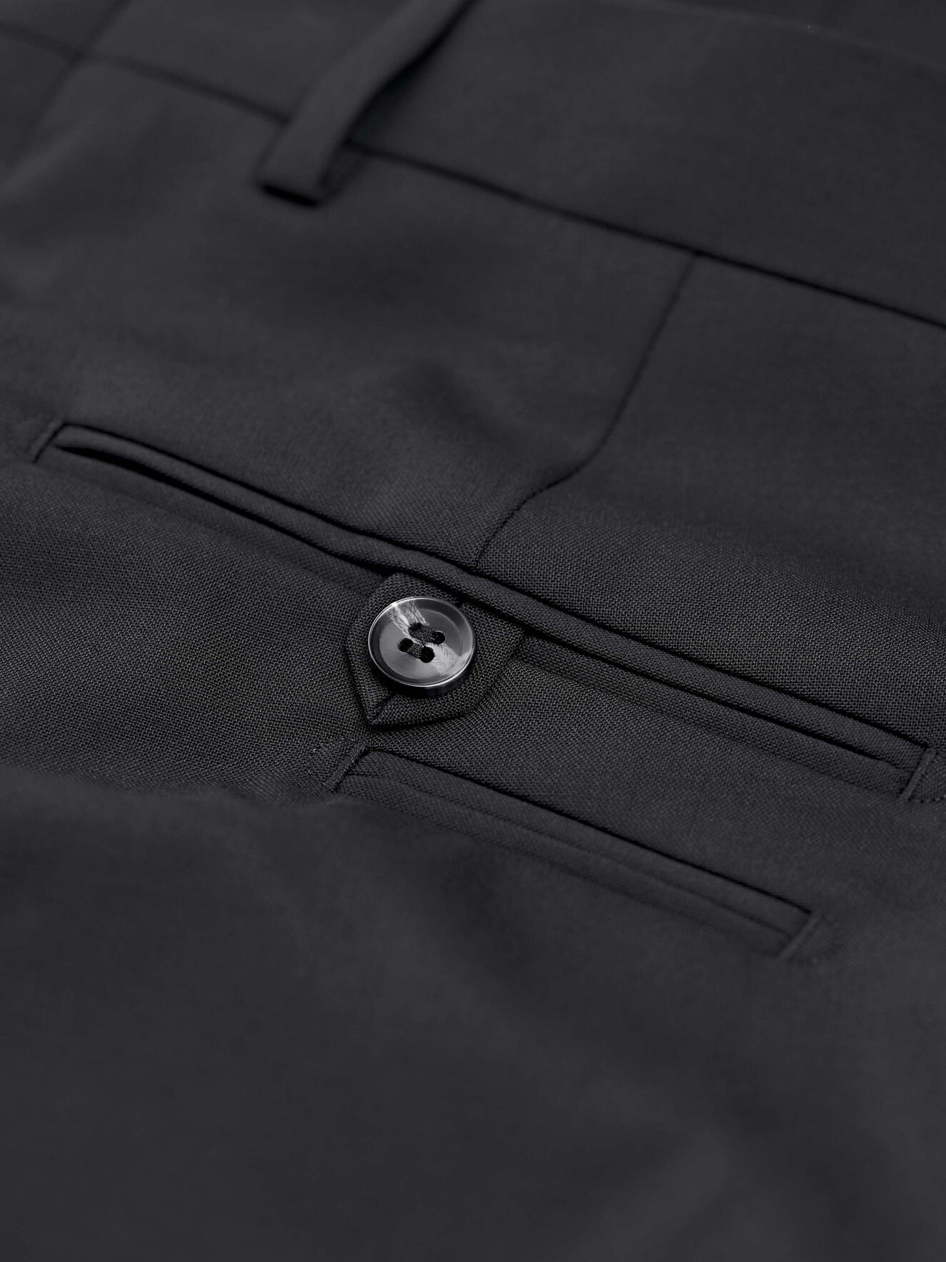 Herris Trousers in Black from Tiger of Sweden Herris Trousers in Black from Tiger of Sweden