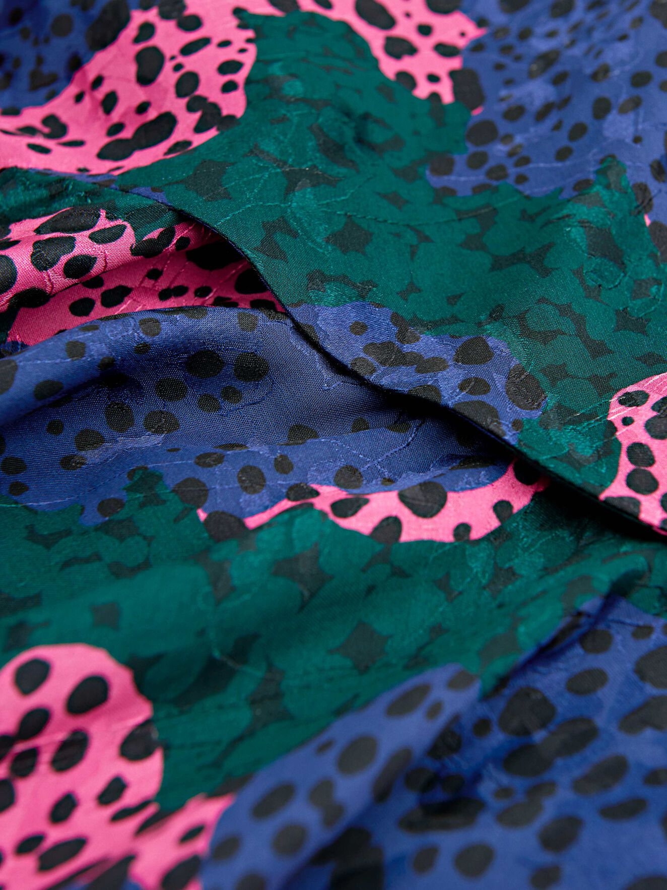 Violot P Skirt in ARTWORK from Tiger of Sweden Violot P Skirt in ARTWORK from Tiger of Sweden
