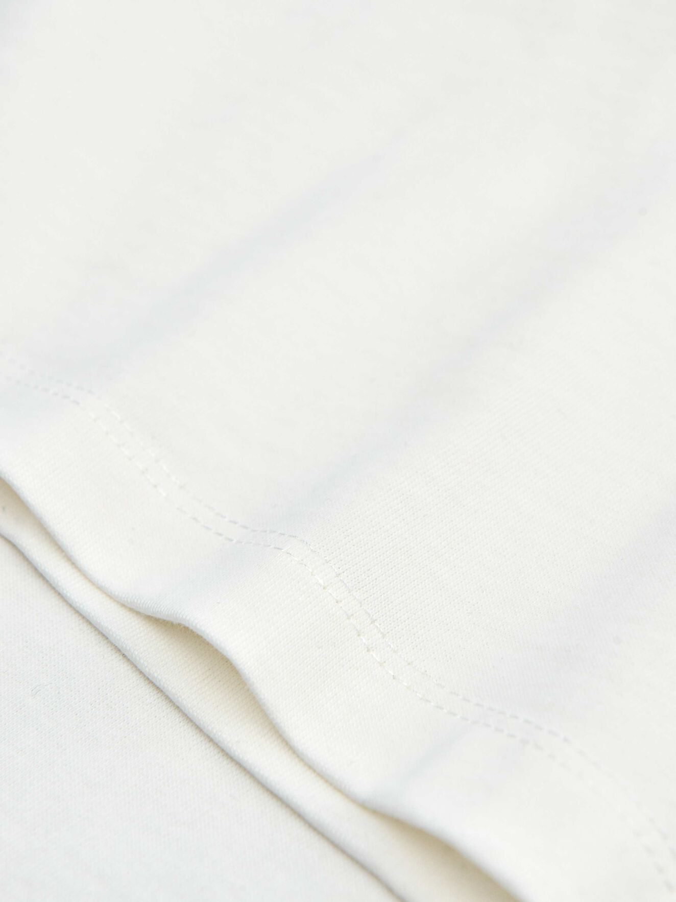 Pro T-Shirt in White Light from Tiger of Sweden Pro T-Shirt in White Light from Tiger of Sweden