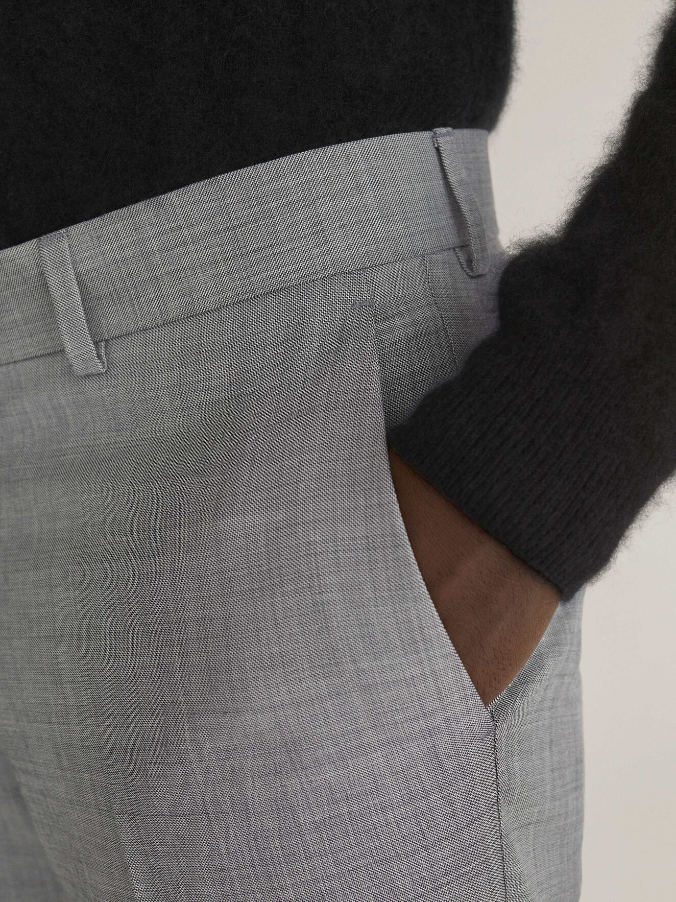 S.Jamonte Suit in Light grey melange from Tiger of Sweden S.Jamonte Suit in Light grey melange from Tiger of Sweden
