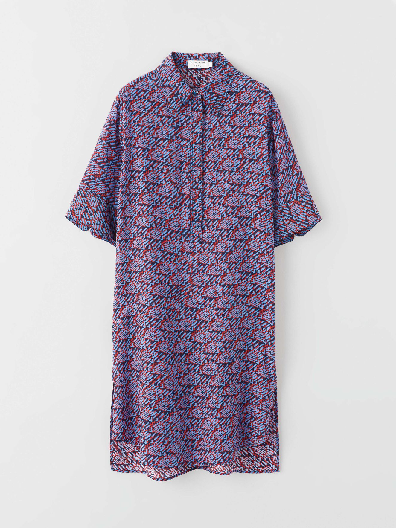 Sorrento P Shirt-Dress in ARTWORK from Tiger of Sweden Sorrento P Shirt-Dress in ARTWORK from Tiger of Sweden