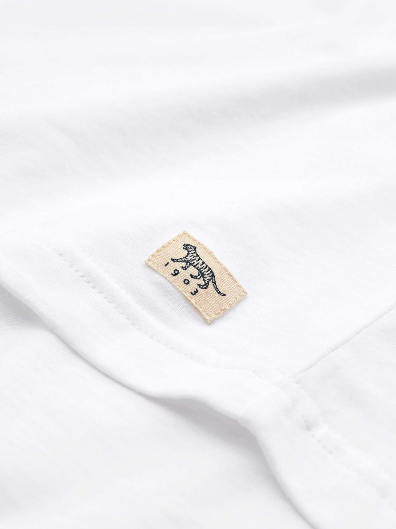 Didelot T-shirt in Pure white from Tiger of Sweden Didelot T-shirt in Pure white from Tiger of Sweden