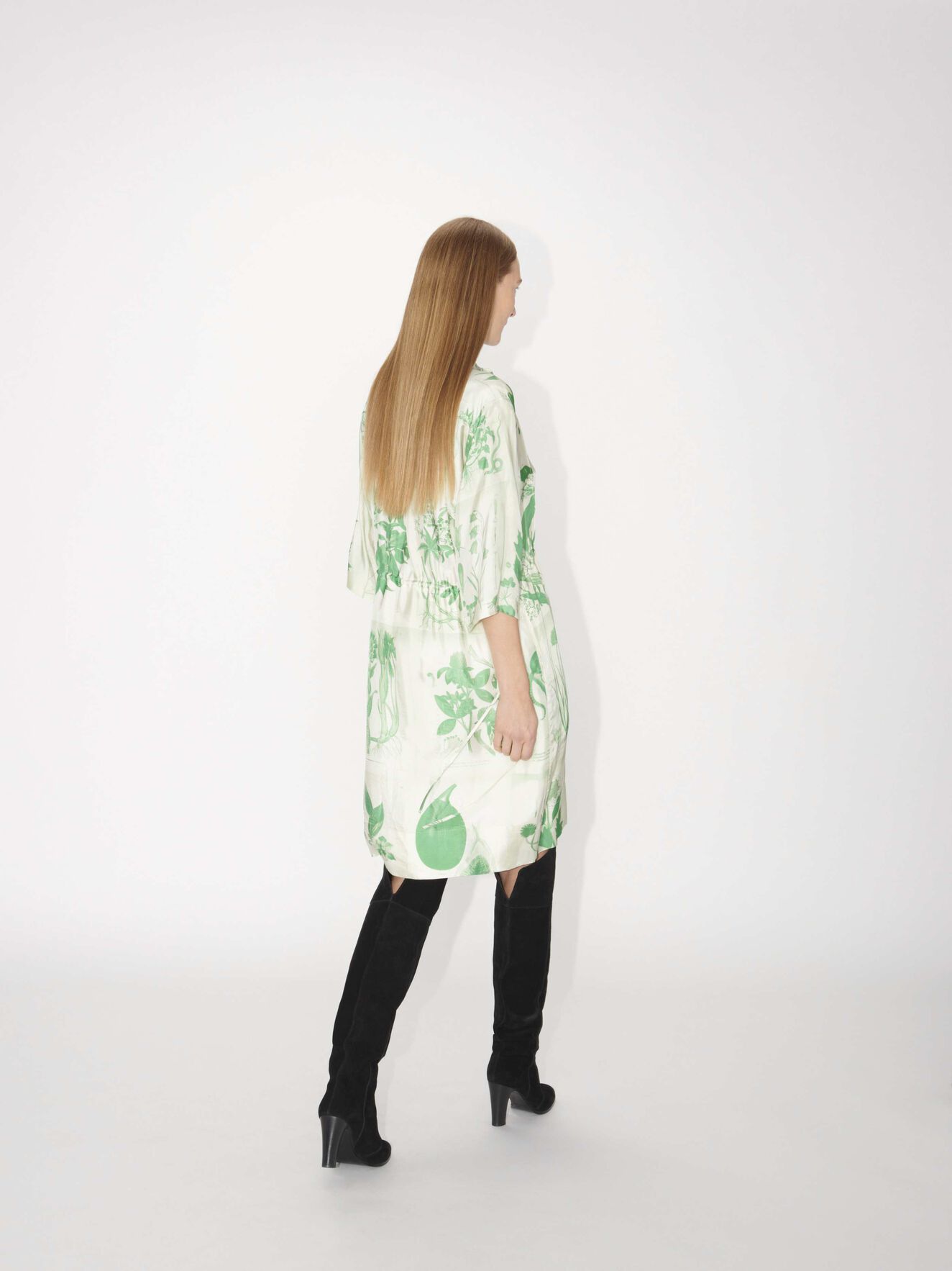 Ornella X Dress in ARTWORK from Tiger of Sweden Ornella X Dress in ARTWORK from Tiger of Sweden