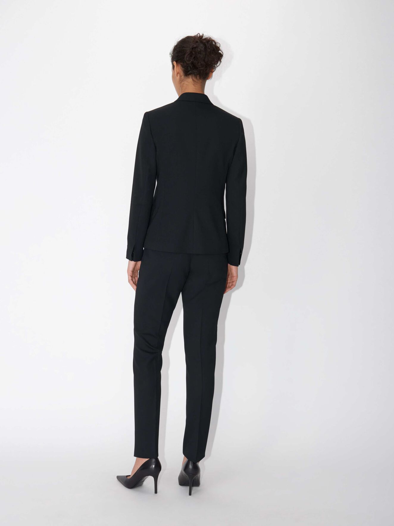 Ruma Blazer in Night Black from Tiger of Sweden Ruma Blazer in Night Black from Tiger of Sweden