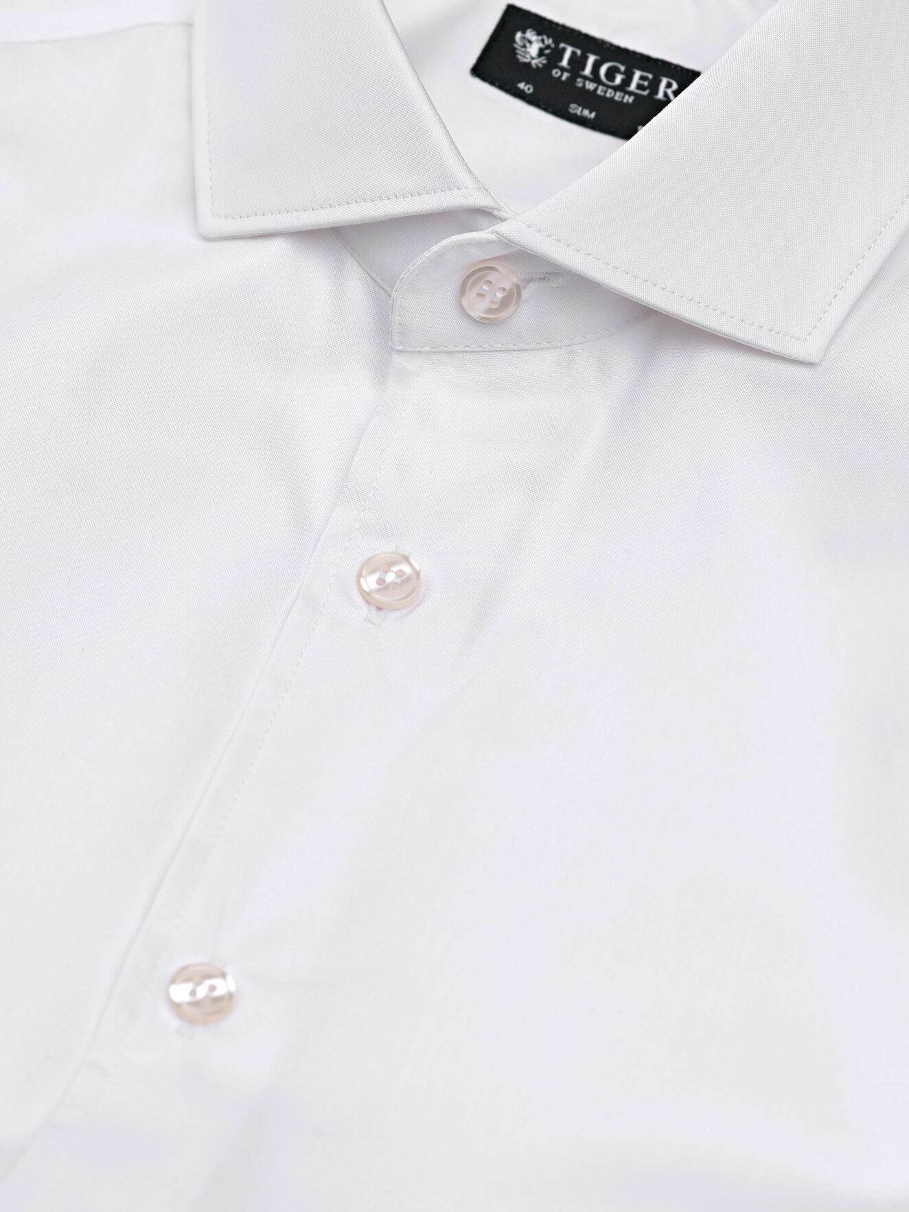Farrell Hemd Mit Doppelmanschetten in Pure white from Tiger of Sweden Farrell Hemd Mit Doppelmanschetten in Pure white from Tiger of Sweden