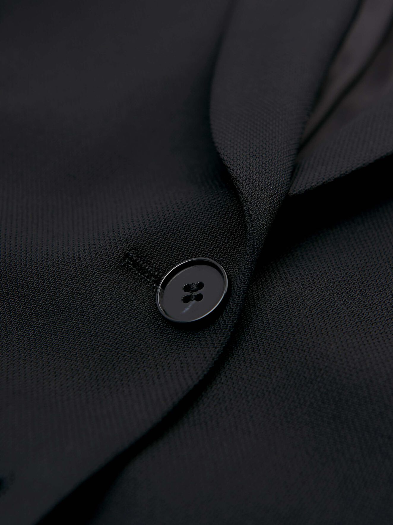 Ruma Blazer in Night Black from Tiger of Sweden Ruma Blazer in Night Black from Tiger of Sweden
