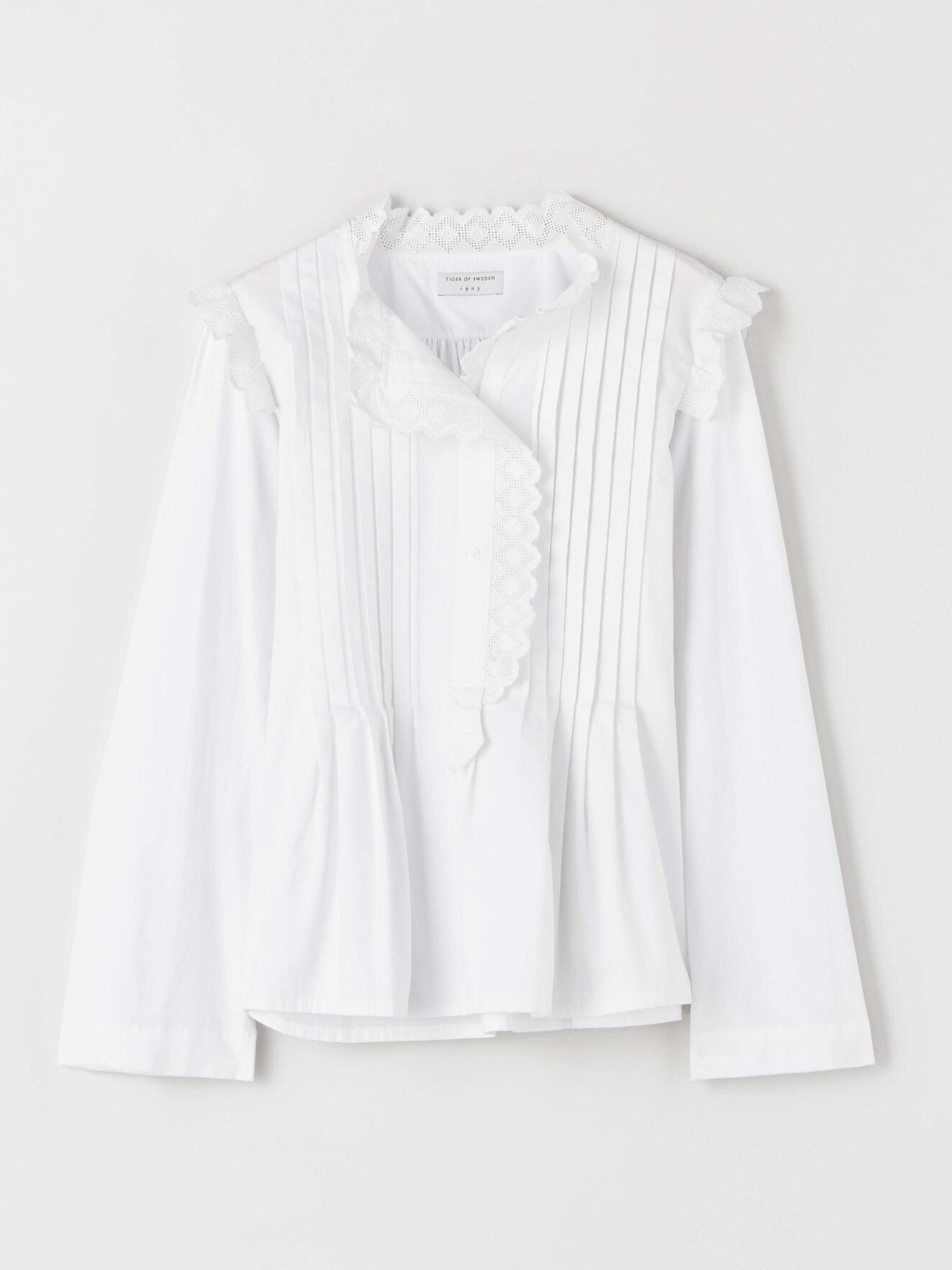 Top Carlina in Pure white from Tiger of Sweden Top Carlina in Pure white from Tiger of Sweden