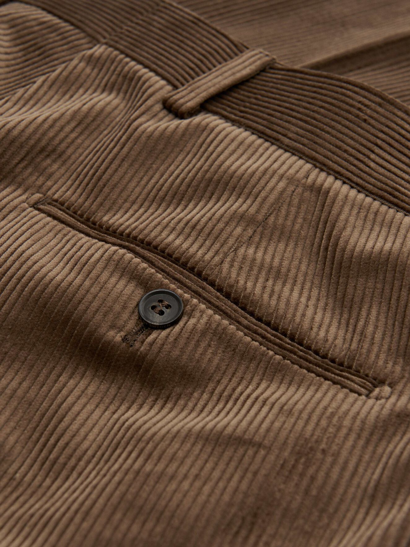 Tordon Trousers in Meerkat from Tiger of Sweden Tordon Trousers in Meerkat from Tiger of Sweden