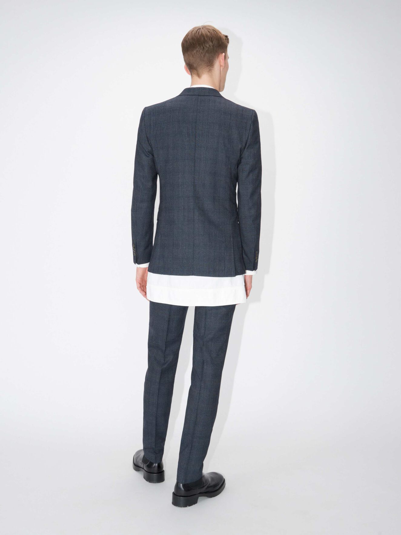 Jarl Ula Blazer in Midnight blue from Tiger of Sweden Jarl Ula Blazer in Midnight blue from Tiger of Sweden
