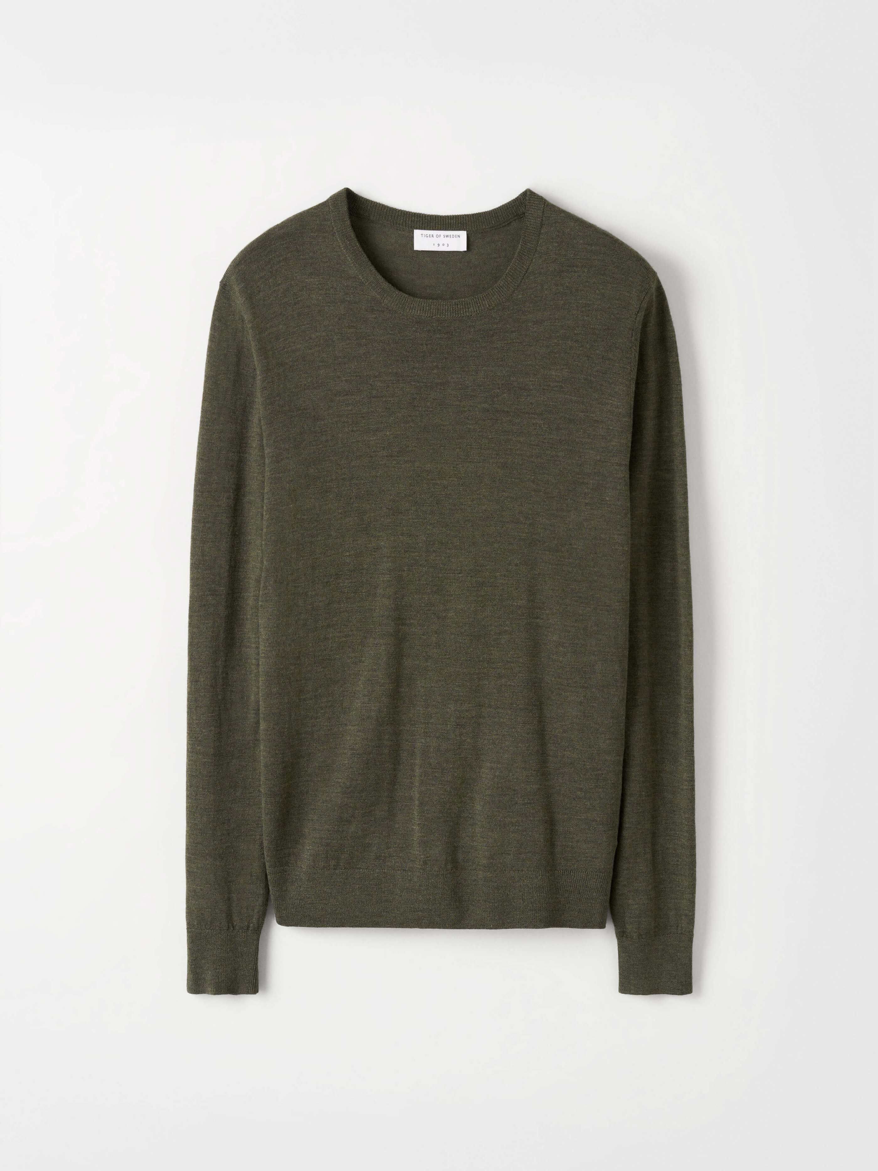 Christmas Gift Guide by price for Him 