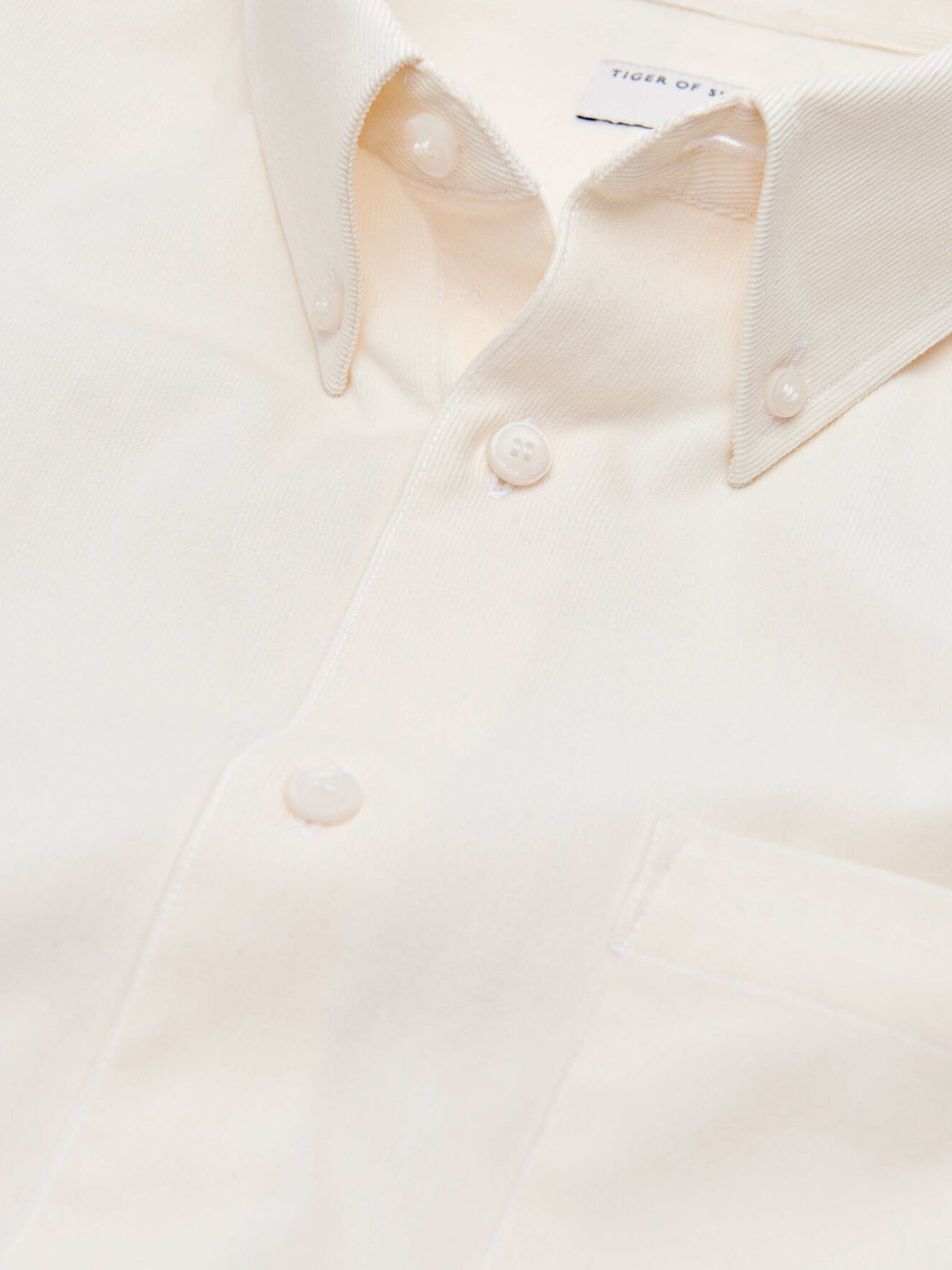 Chemise Sankt in White from Tiger of Sweden Chemise Sankt in White from Tiger of Sweden