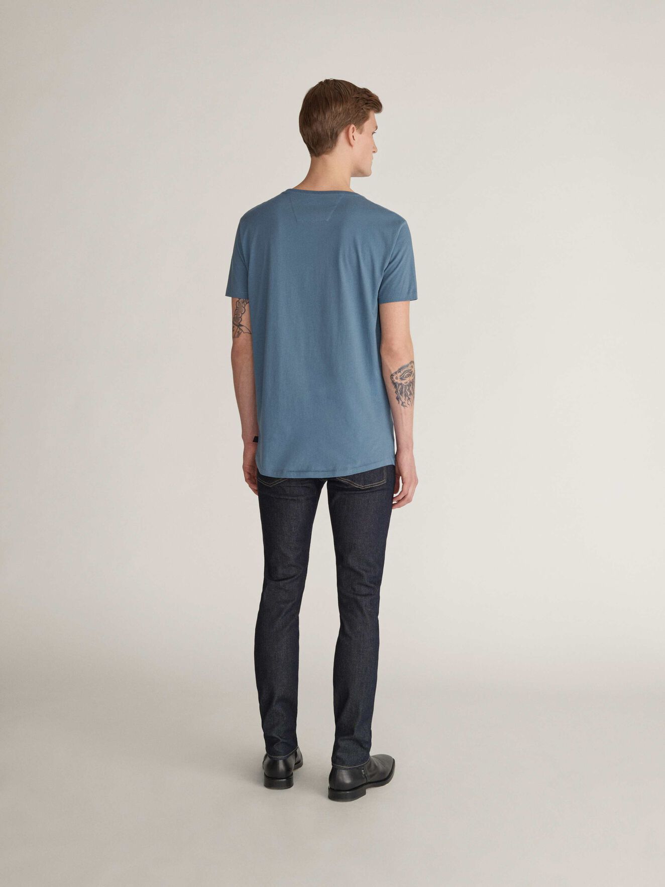 Corey Kurzarm-T-Shirt in Mist Blue from Tiger of Sweden Corey Kurzarm-T-Shirt in Mist Blue from Tiger of Sweden