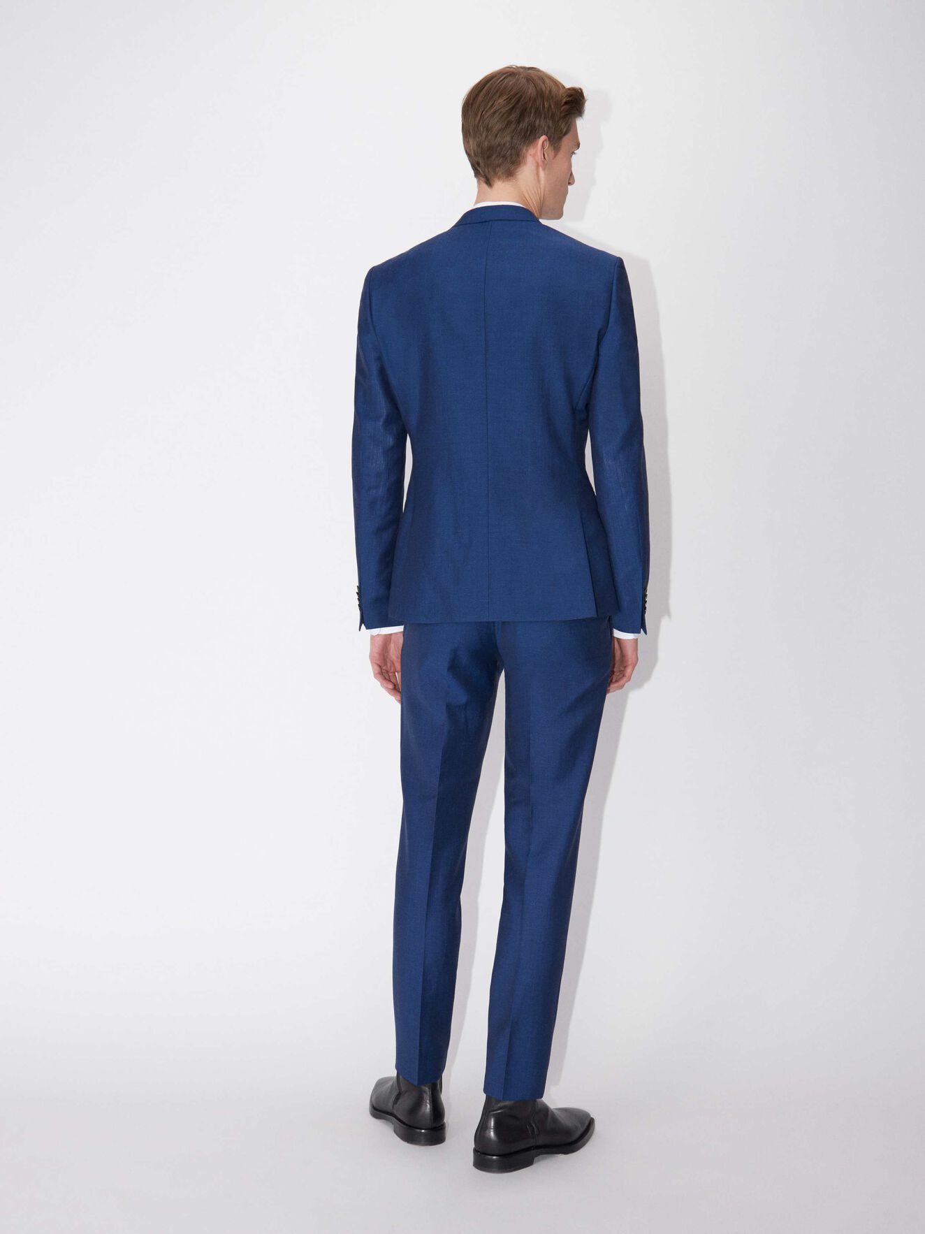 Jile Blazer in Deep Ocean Blue from Tiger of Sweden Jile Blazer in Deep Ocean Blue from Tiger of Sweden