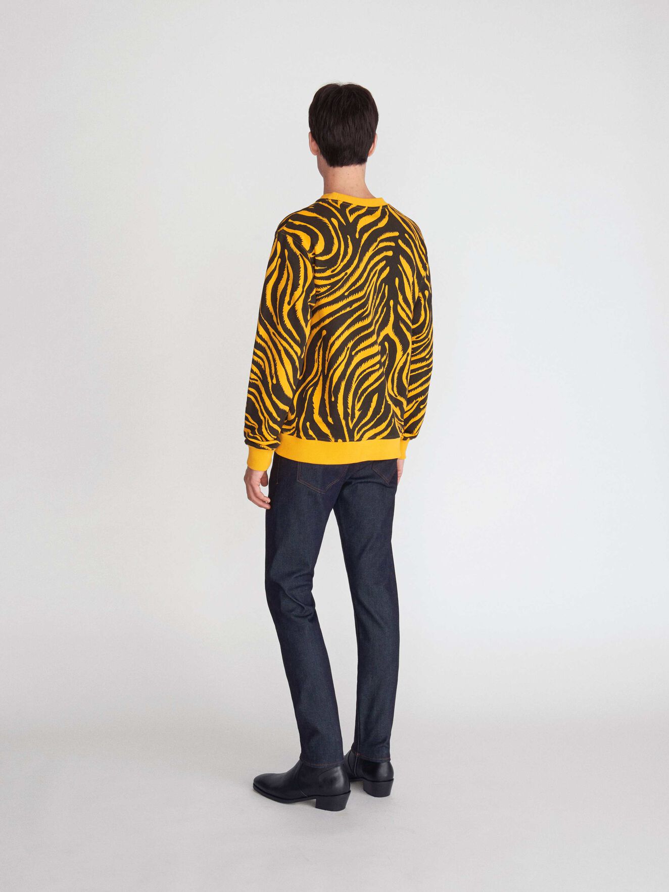 Tana T Sweatshirt in Print from Tiger of Sweden Tana T Sweatshirt in Print from Tiger of Sweden