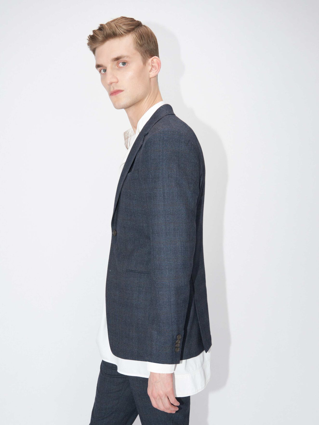 Jarl Ula Blazer in Midnight blue from Tiger of Sweden Jarl Ula Blazer in Midnight blue from Tiger of Sweden