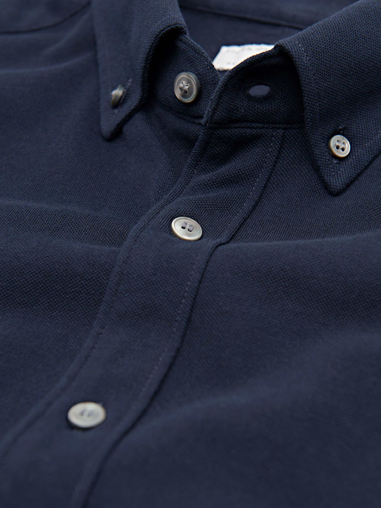 Fenald Hemd in Royal Blue from Tiger of Sweden Fenald Hemd in Royal Blue from Tiger of Sweden
