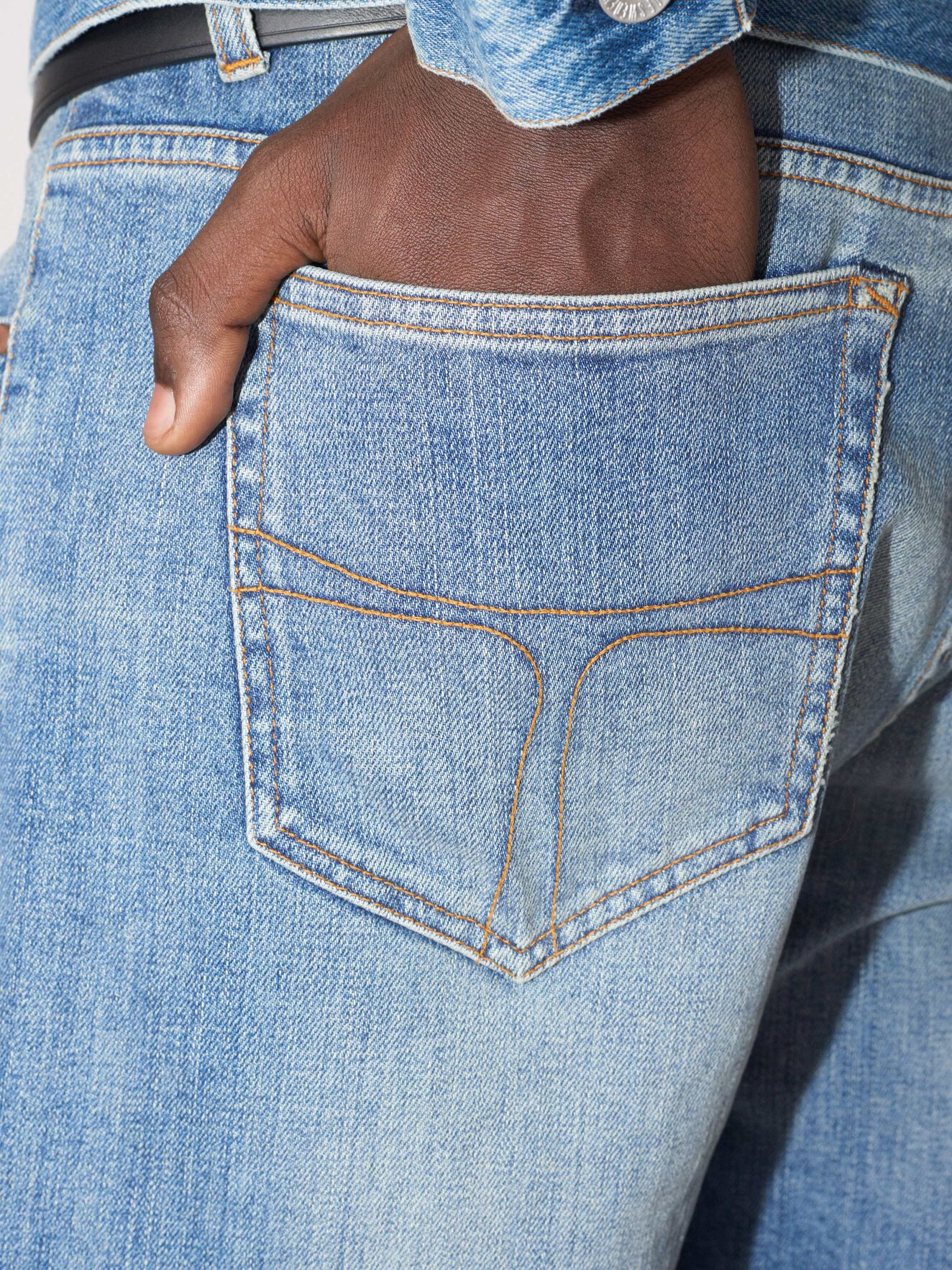 Ash Shorts in Dust blue from Tiger of Sweden Ash Shorts in Dust blue from Tiger of Sweden