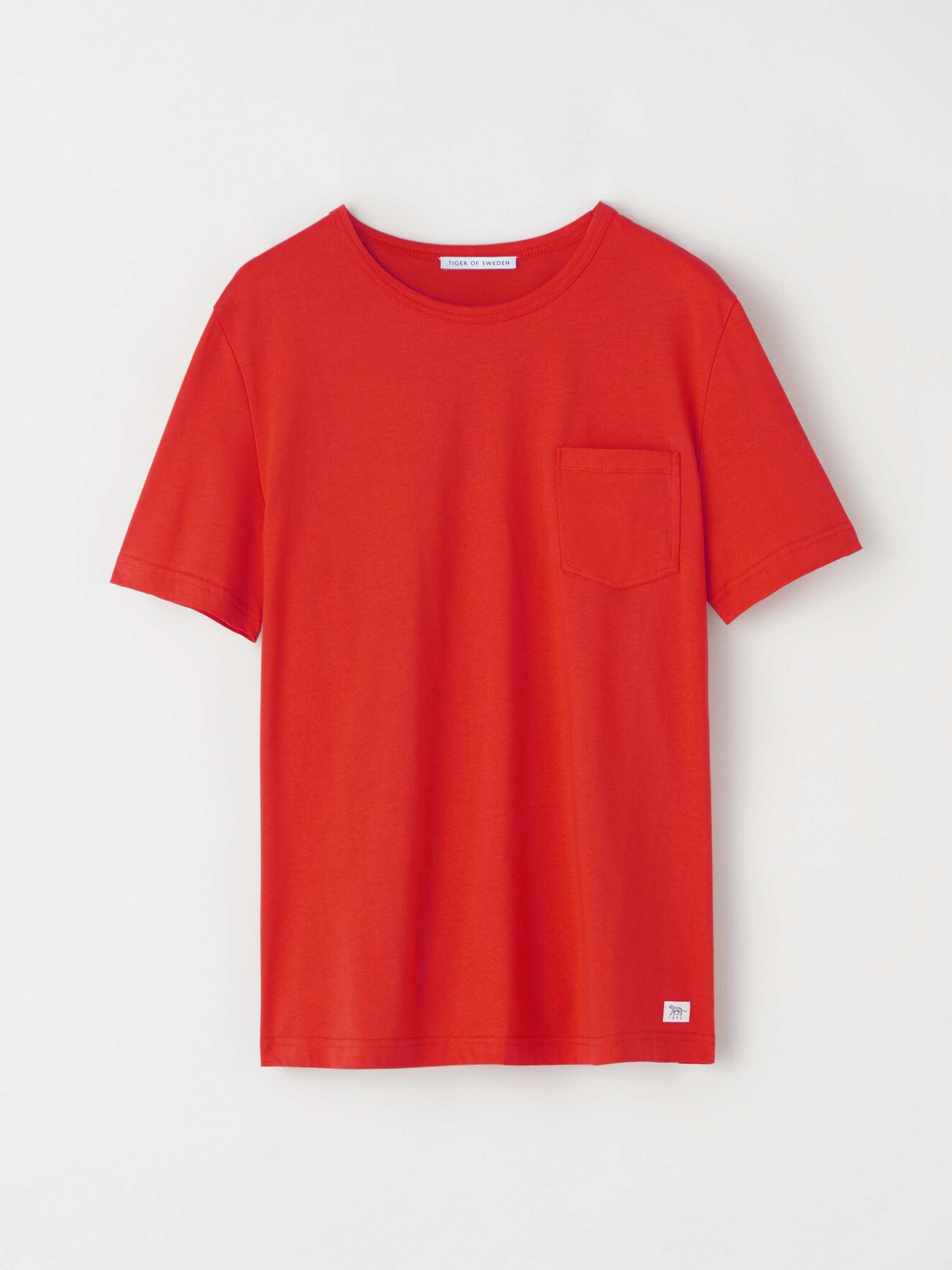 T-shirt Didelot in Tulip from Tiger of Sweden T-shirt Didelot in Tulip from Tiger of Sweden