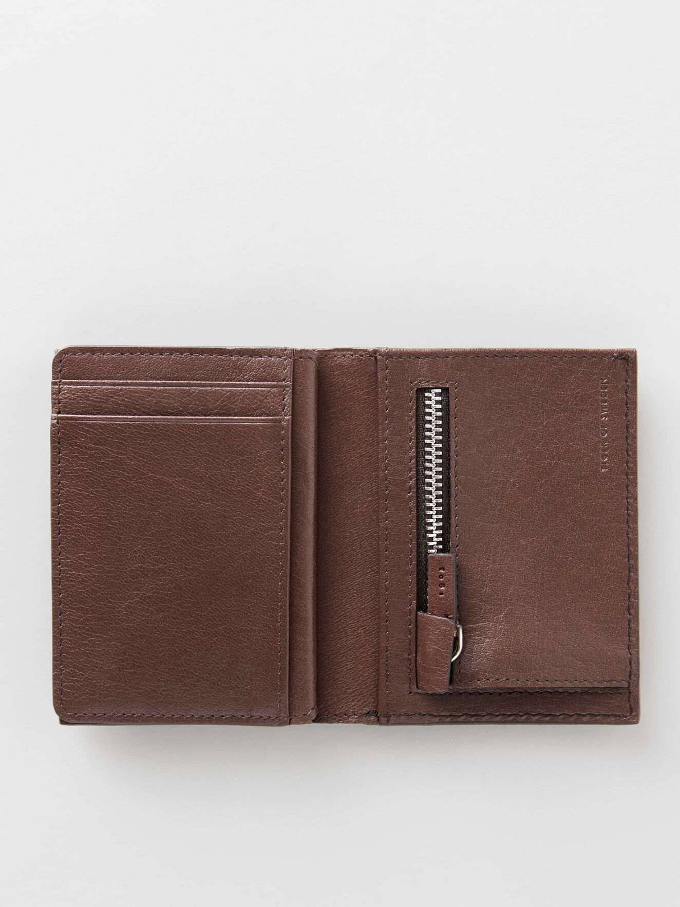 Portefeuille Whitan in Cognac from Tiger of Sweden Portefeuille Whitan in Cognac from Tiger of Sweden
