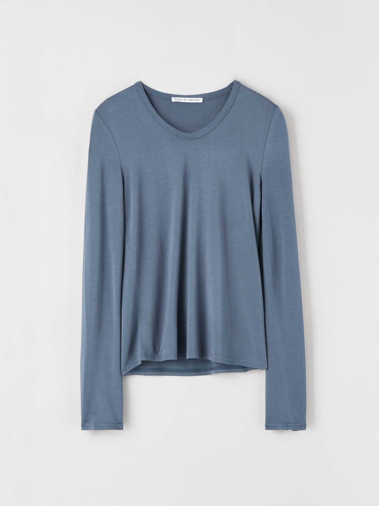 Primula T-Shirt in Steel grey from Tiger of Sweden Primula T-Shirt in Steel grey from Tiger of Sweden