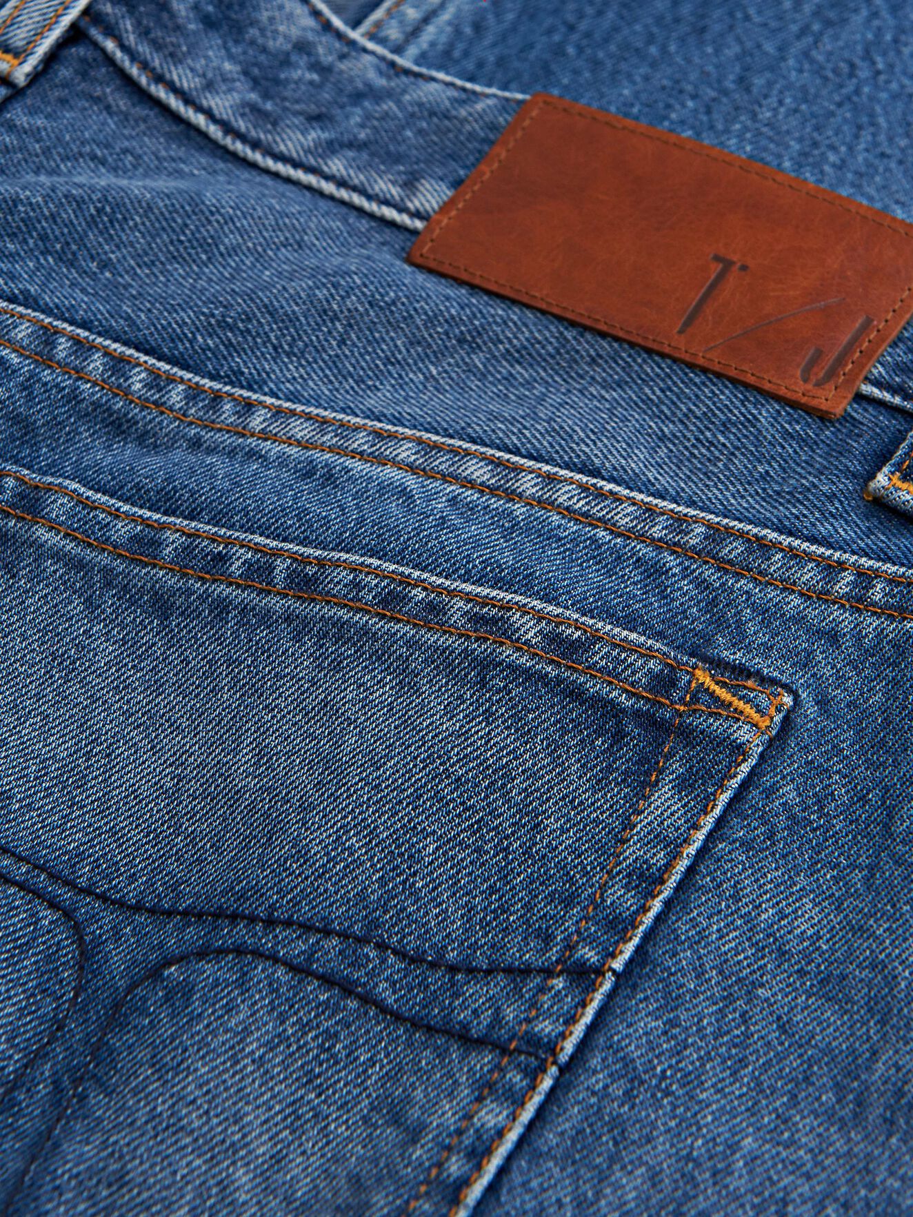 Nix Jeans in Medium Blue from Tiger of Sweden Nix Jeans in Medium Blue from Tiger of Sweden