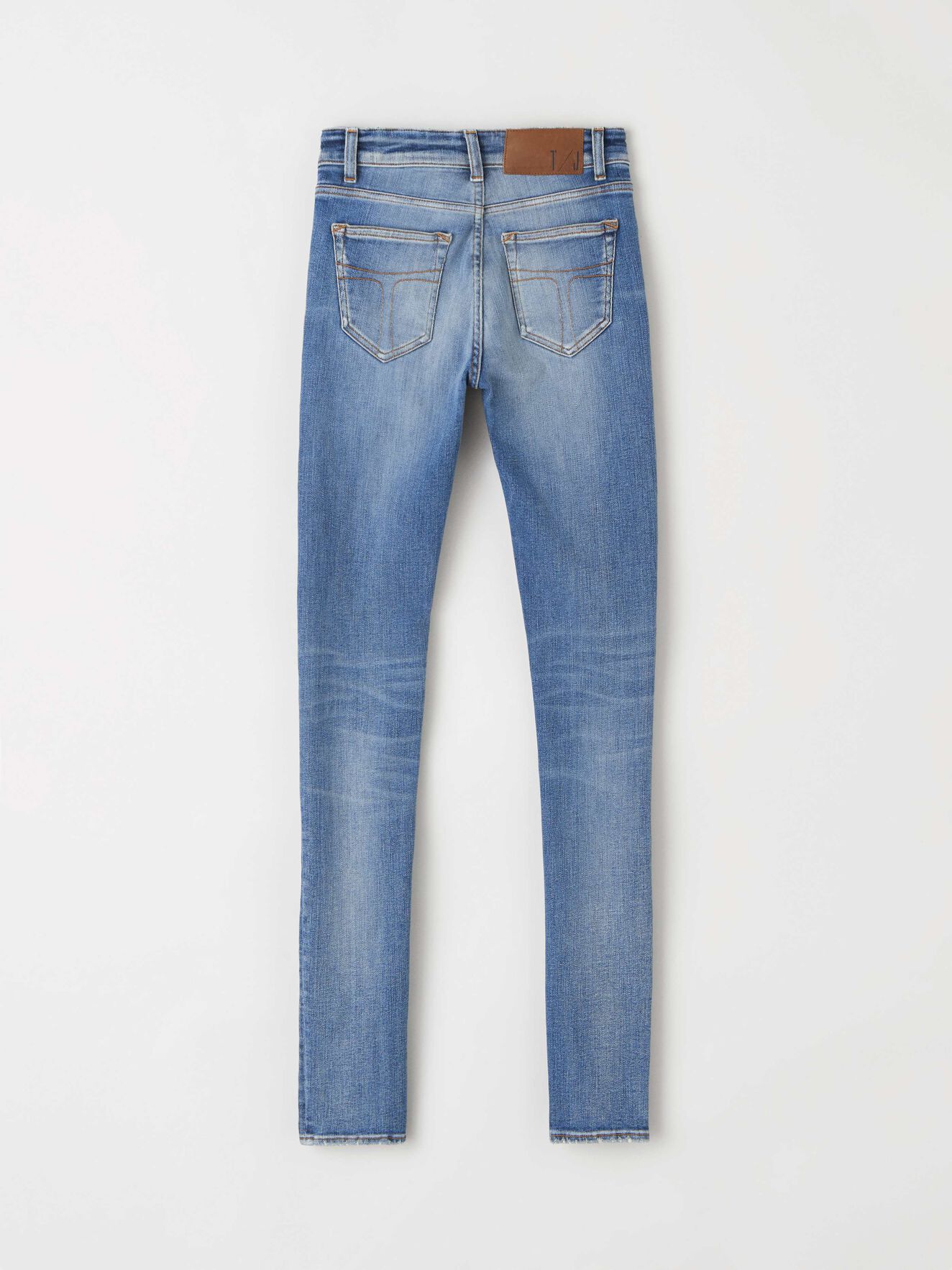 Slight Jeans in Dust blue from Tiger of Sweden Slight Jeans in Dust blue from Tiger of Sweden