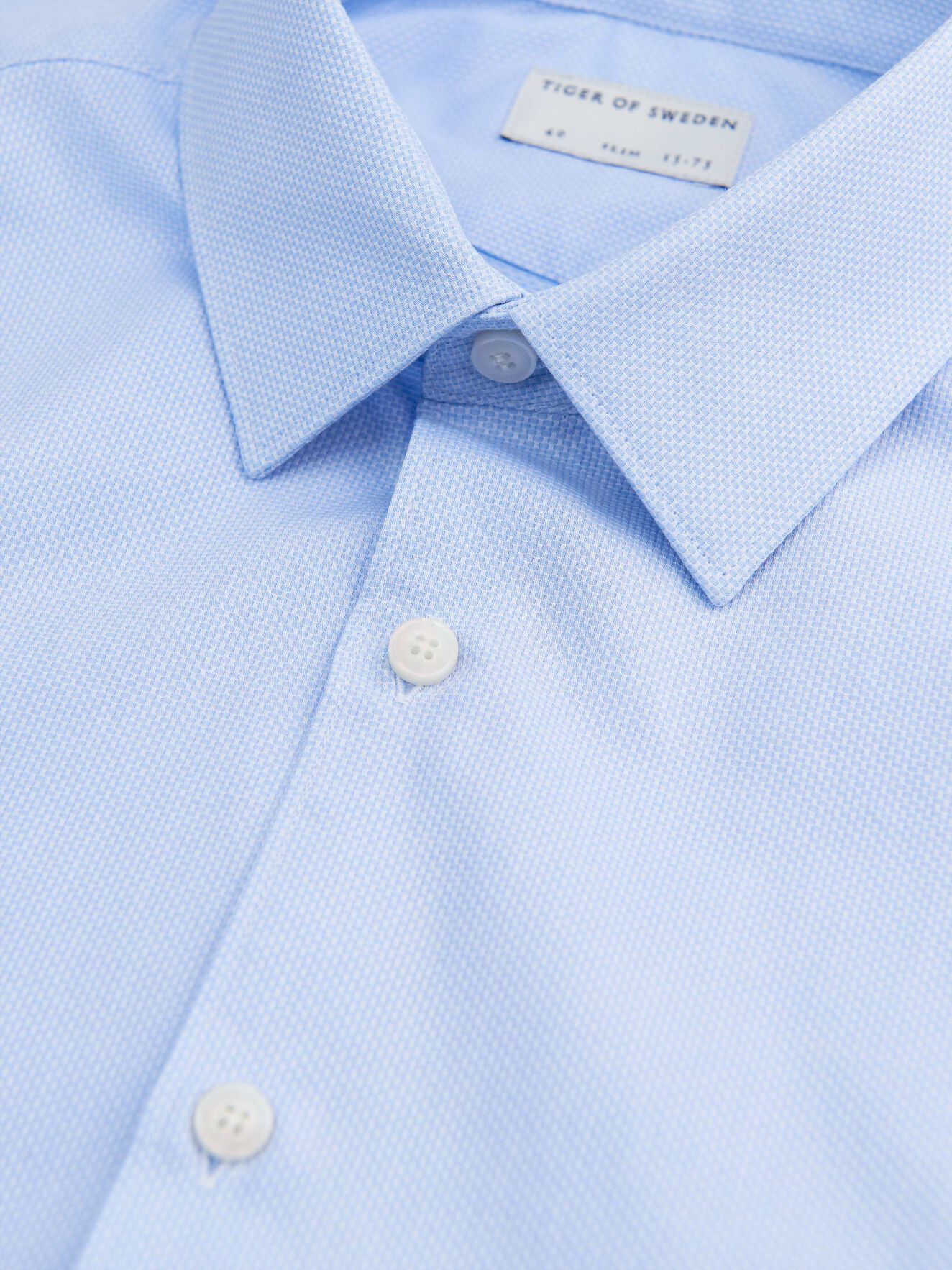 Filbrodie Shirt in Light blue from Tiger of Sweden Filbrodie Shirt in Light blue from Tiger of Sweden