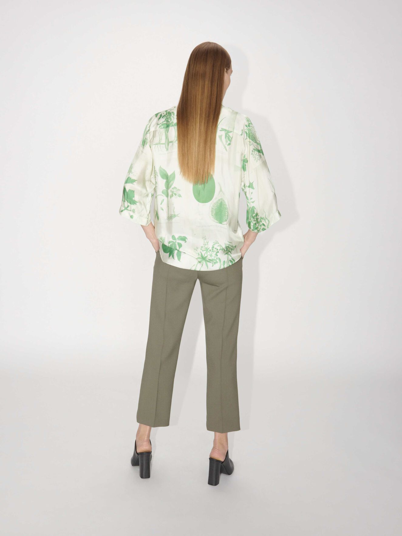 Bari Trousers in Utility Green from Tiger of Sweden Bari Trousers in Utility Green from Tiger of Sweden