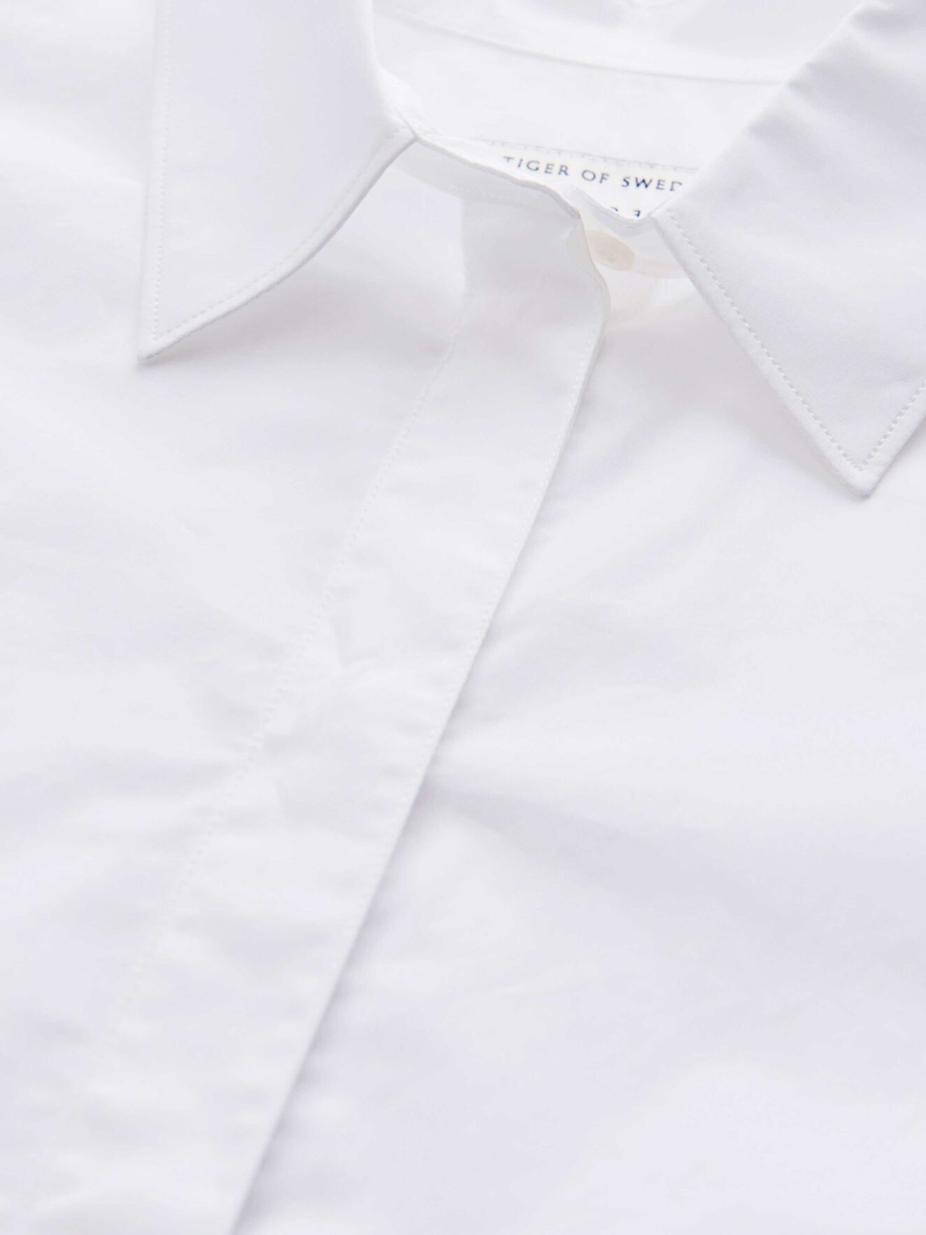 Narkisa Shirt in Pure white from Tiger of Sweden Narkisa Shirt in Pure white from Tiger of Sweden