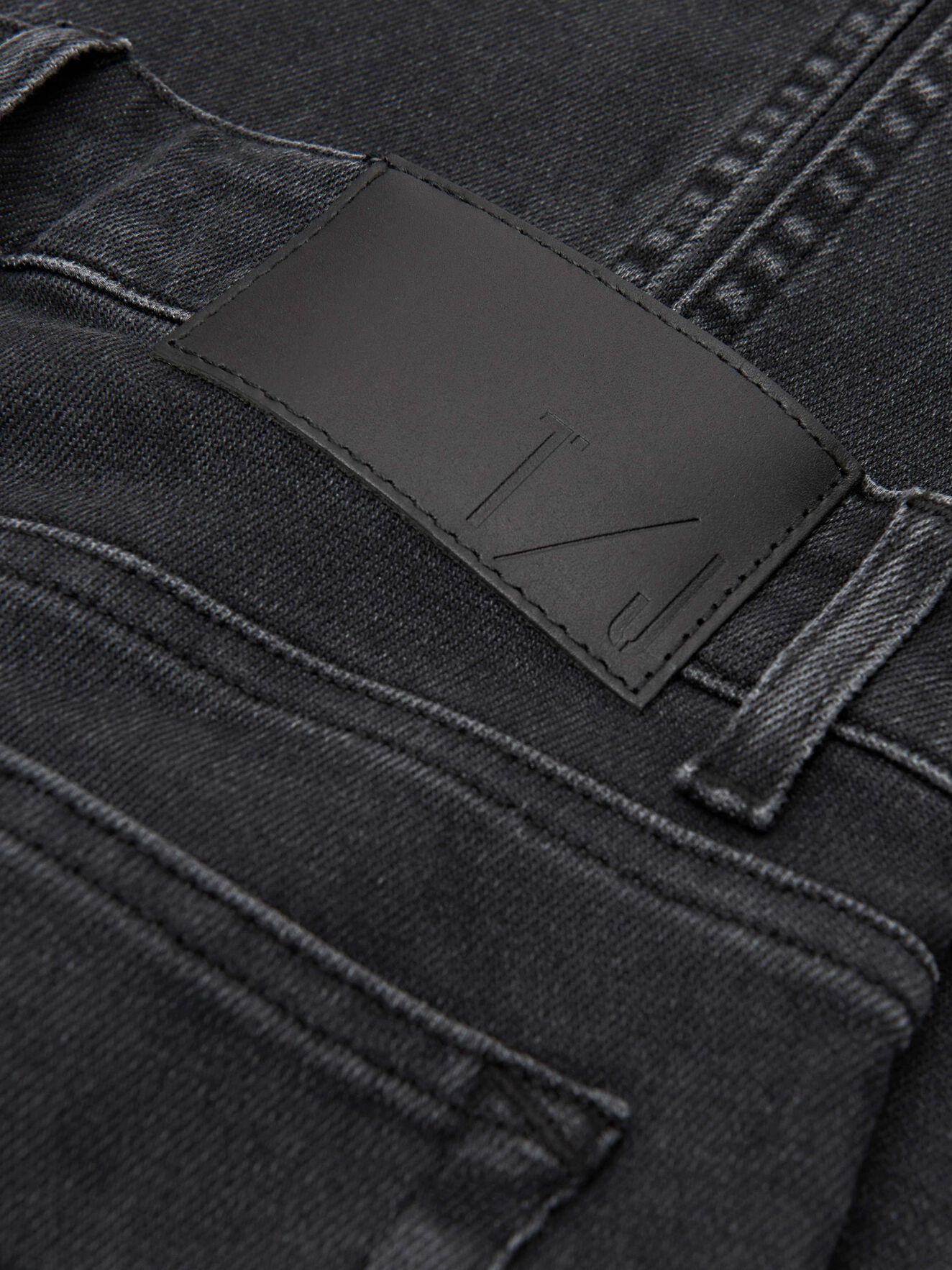Slight Jeans in Black from Tiger of Sweden Slight Jeans in Black from Tiger of Sweden
