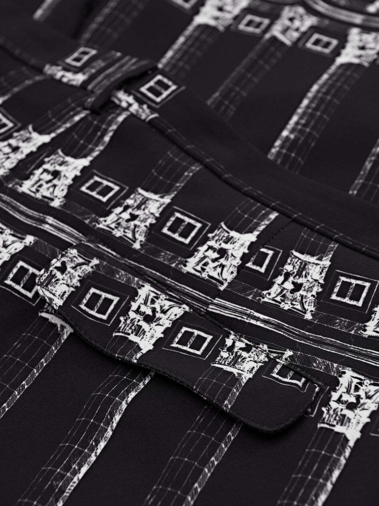 Silene P Trousers in ARTWORK from Tiger of Sweden Silene P Trousers in ARTWORK from Tiger of Sweden