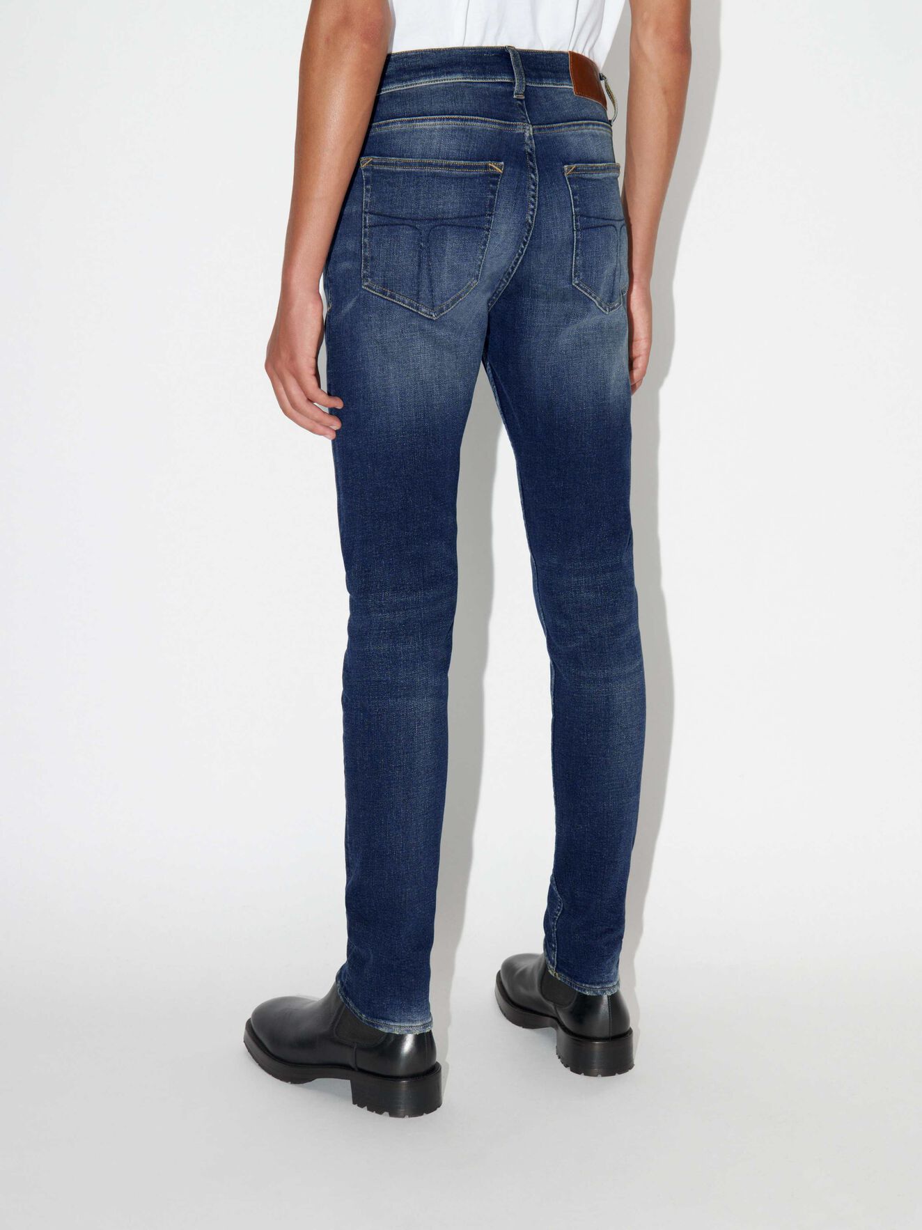 Evolve Jeans in Midnight blue from Tiger of Sweden Evolve Jeans in Midnight blue from Tiger of Sweden