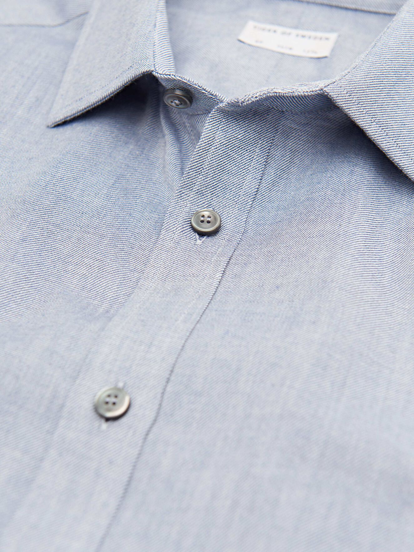 Chemise Fridolf in Dust blue from Tiger of Sweden Chemise Fridolf in Dust blue from Tiger of Sweden
