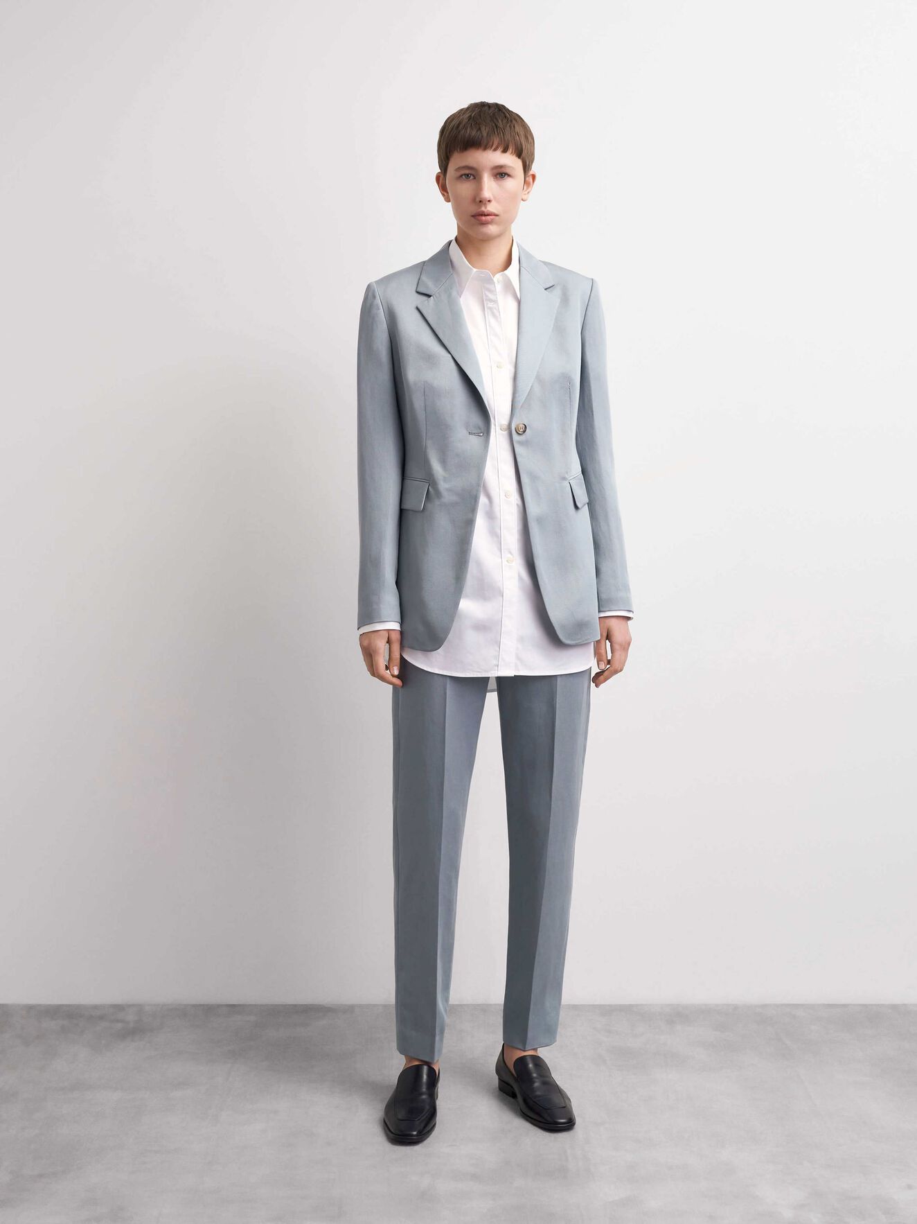 Narina Suit in from Tiger of Sweden Narina Suit in from Tiger of Sweden