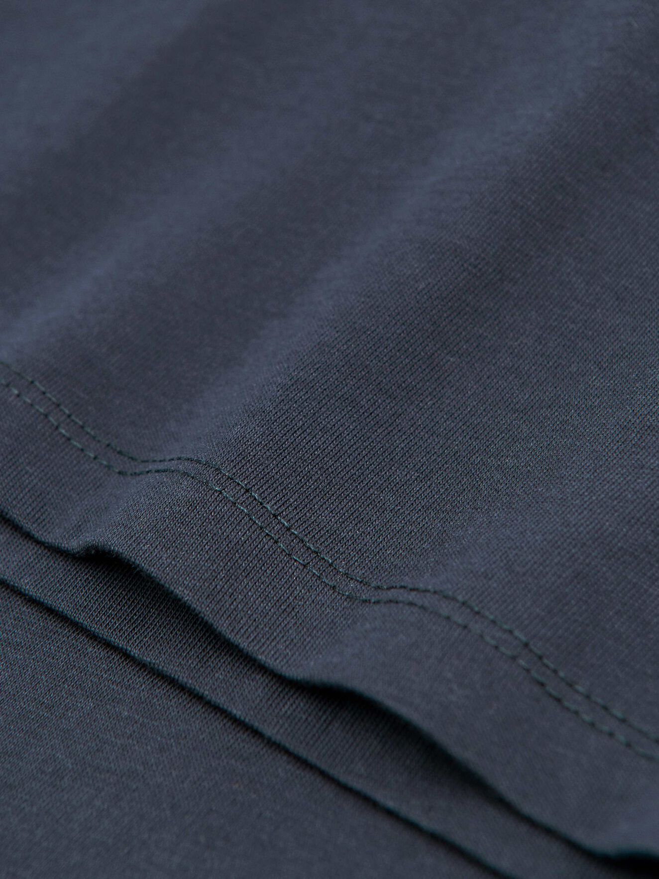Pro T-Shirt in Deep Well from Tiger of Sweden Pro T-Shirt in Deep Well from Tiger of Sweden