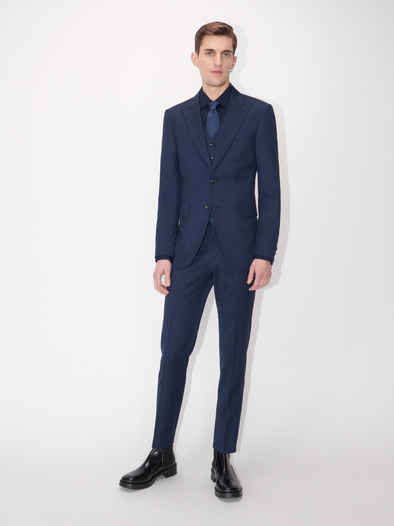Wolmer Weste in Midnight blue from Tiger of Sweden Wolmer Weste in Midnight blue from Tiger of Sweden