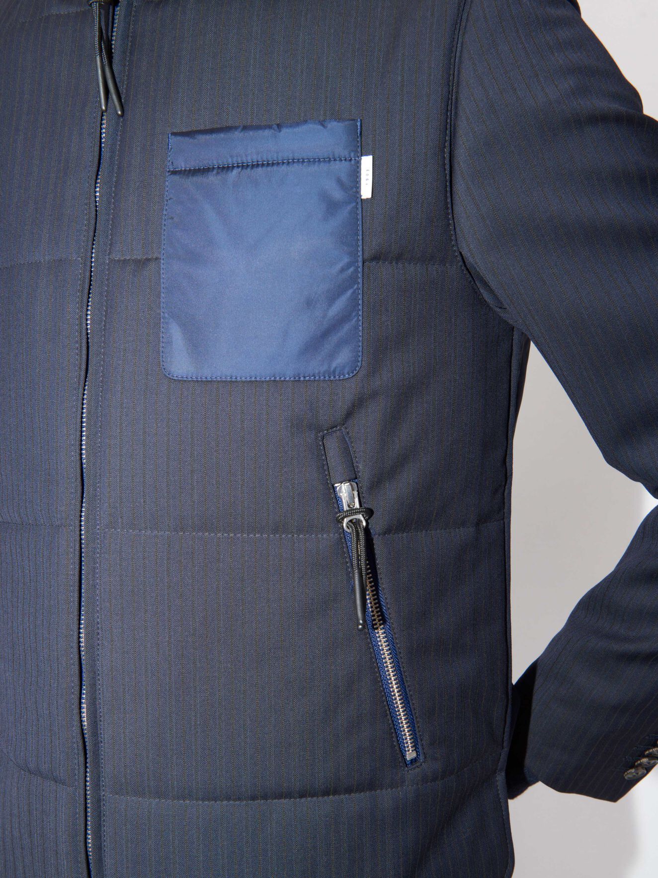 Ollis Vest in Midnight blue from Tiger of Sweden Ollis Vest in Midnight blue from Tiger of Sweden