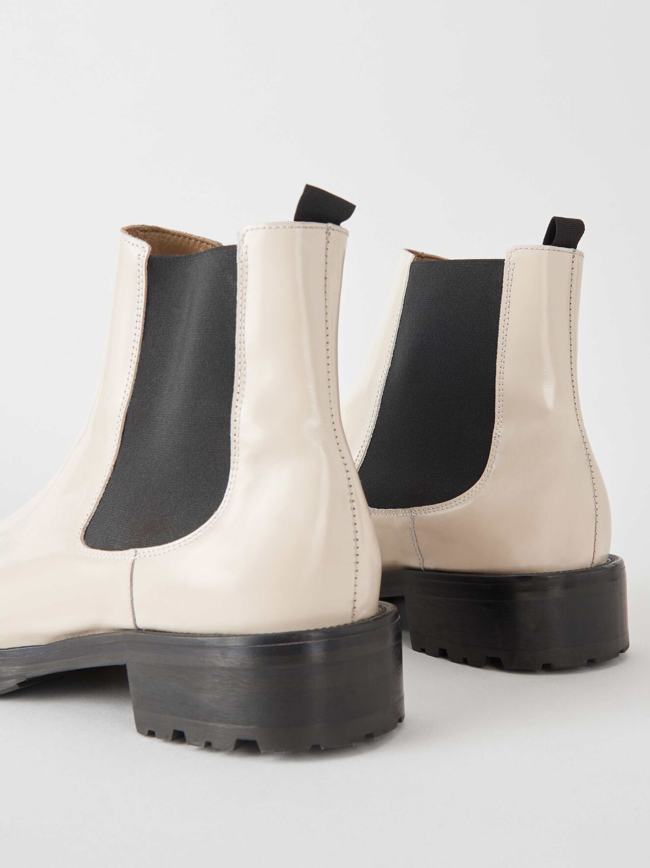 Balans Stiefel in Off White from Tiger of Sweden Balans Stiefel in Off White from Tiger of Sweden